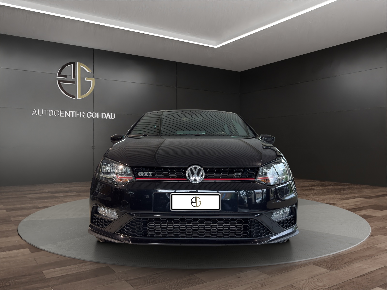 VW Polo 1.8 TSI GTI-image-6