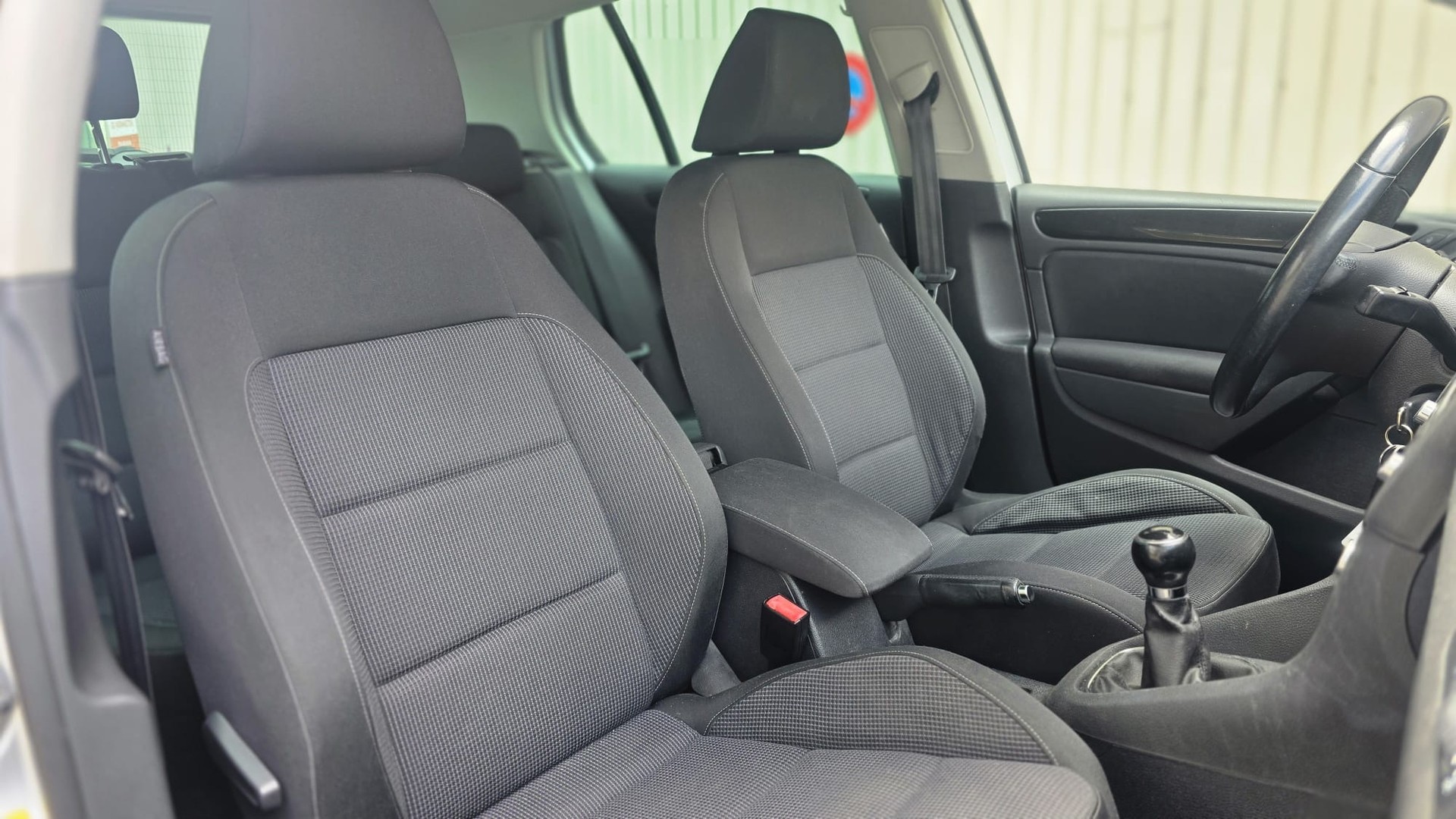 VW Golf 1.4 TSI Trendline-image-8