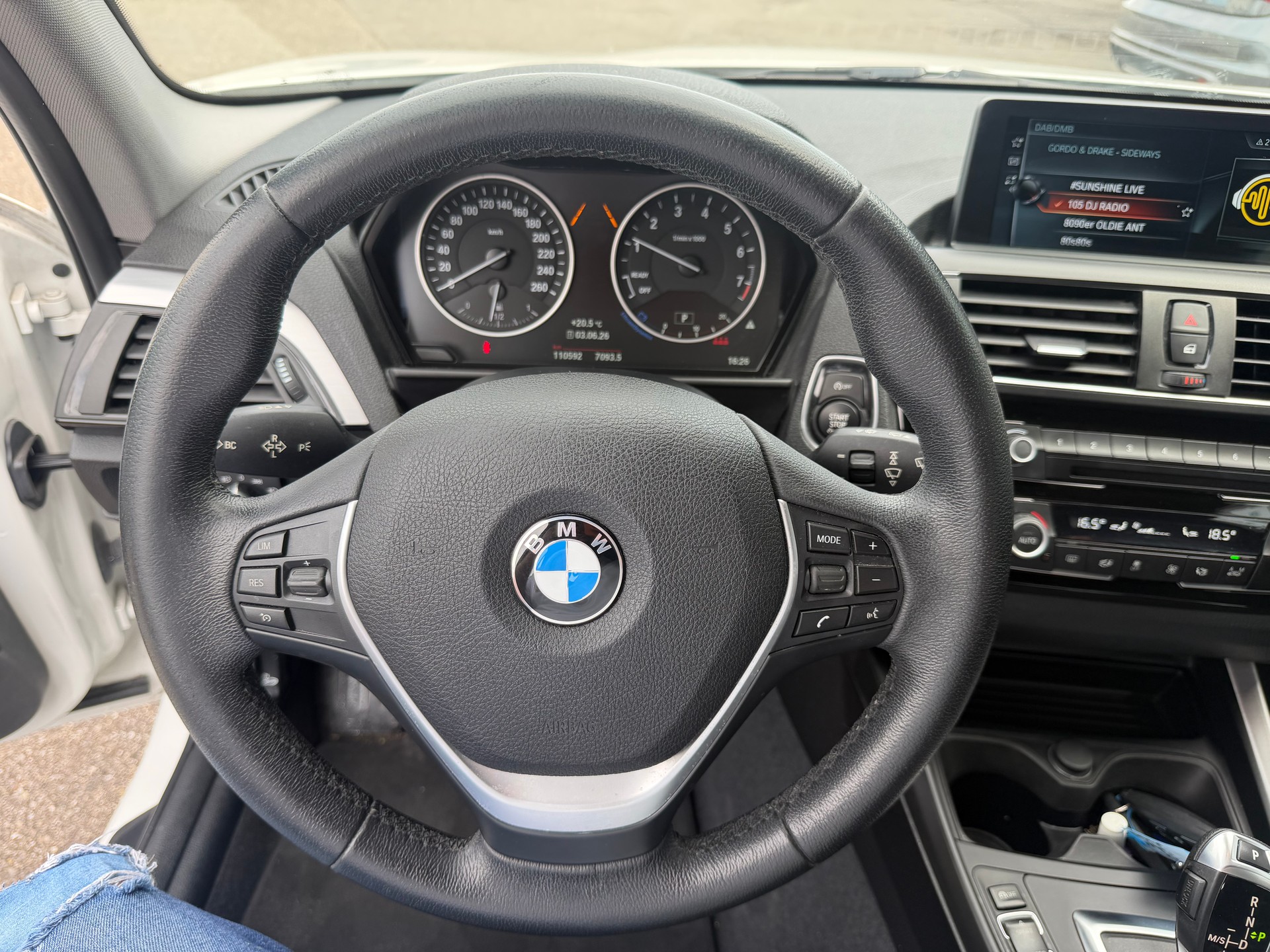 BMW 118i Steptronic-image-13