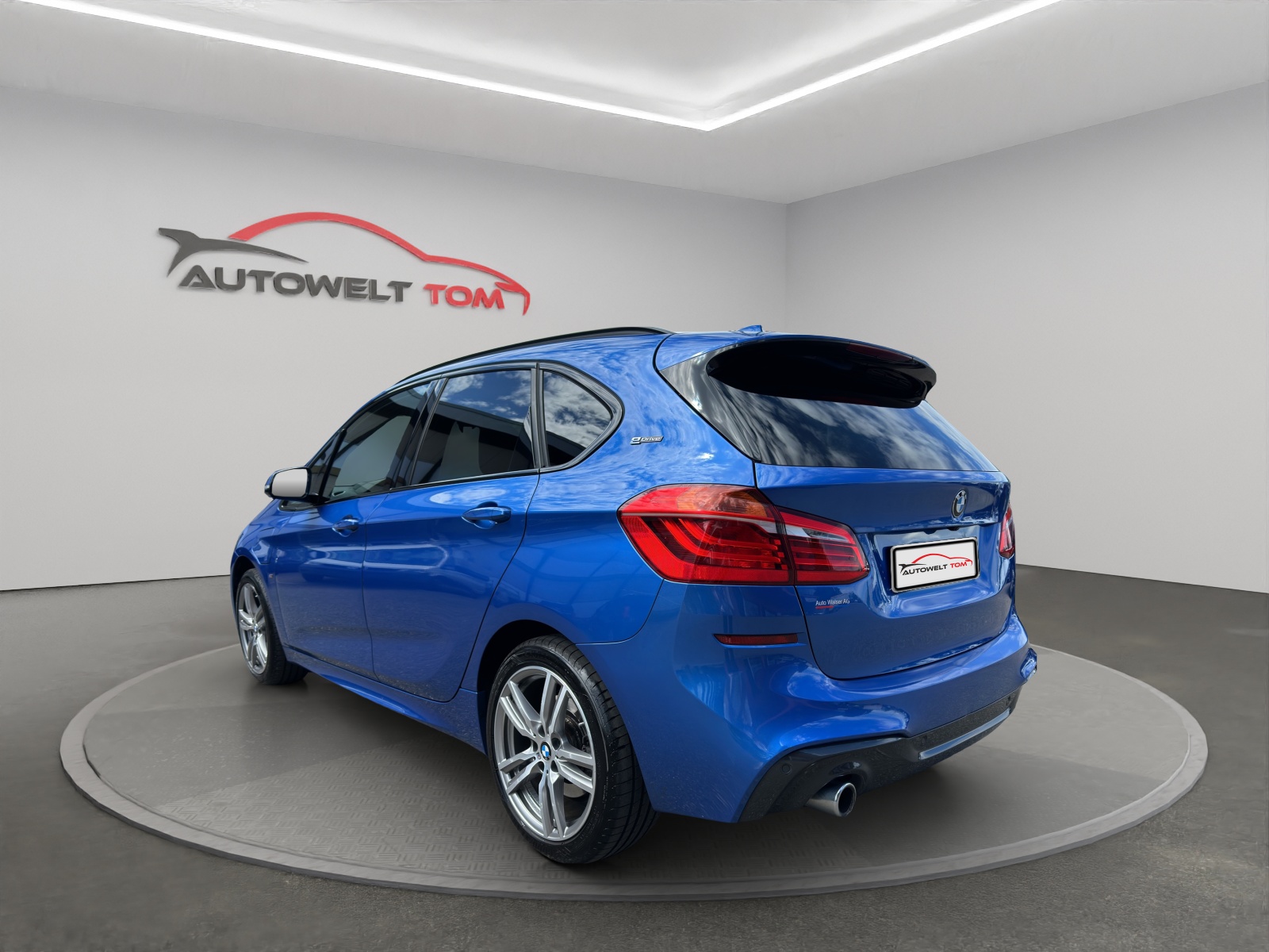 BMW 225xe iPerformance Active Tourer Steptronic M Sport-image-2