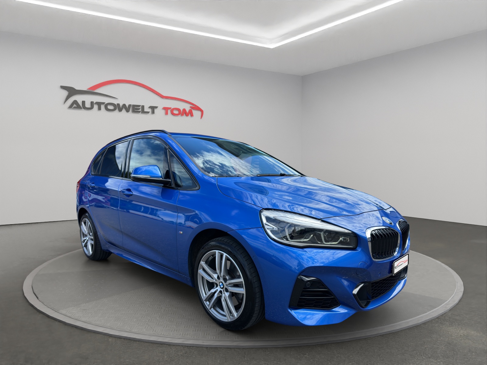 BMW 225xe iPerformance Active Tourer Steptronic M Sport-image-6