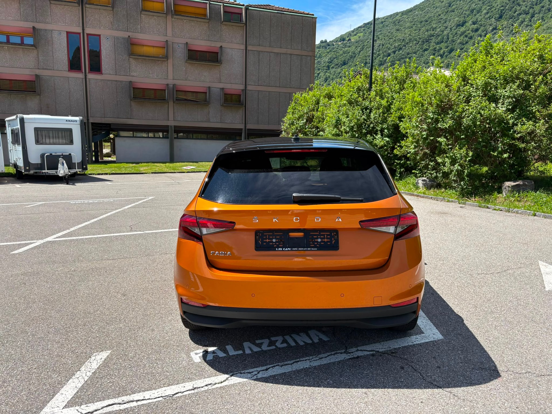SKODA Fabia 1.0 TSI First Edition-image-7