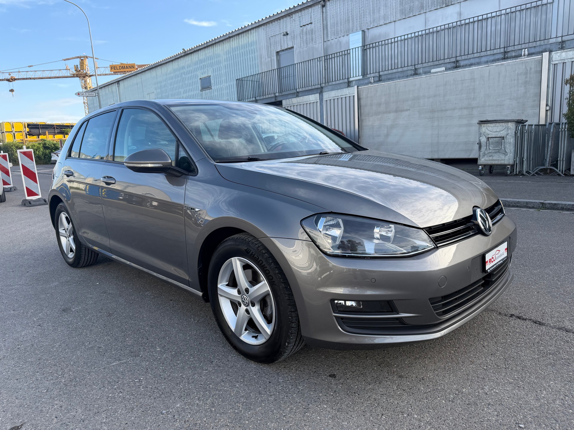 VW Golf 2.0 TDI Lounge DSG-showroom-element-3