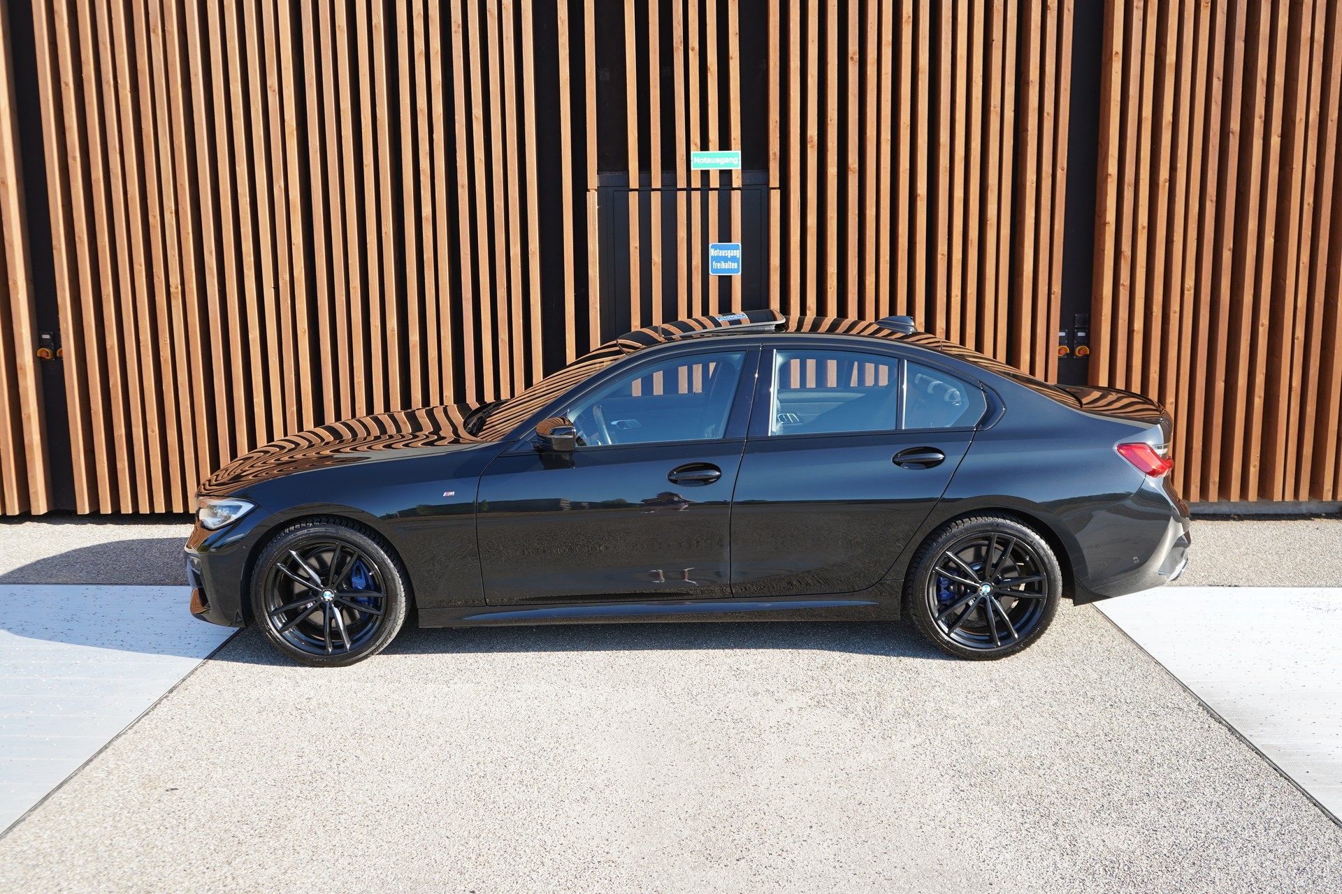 BMW M340d xDRIVE 48V STEPTRONIC M SPORT BLACK l 340 PS-image-5