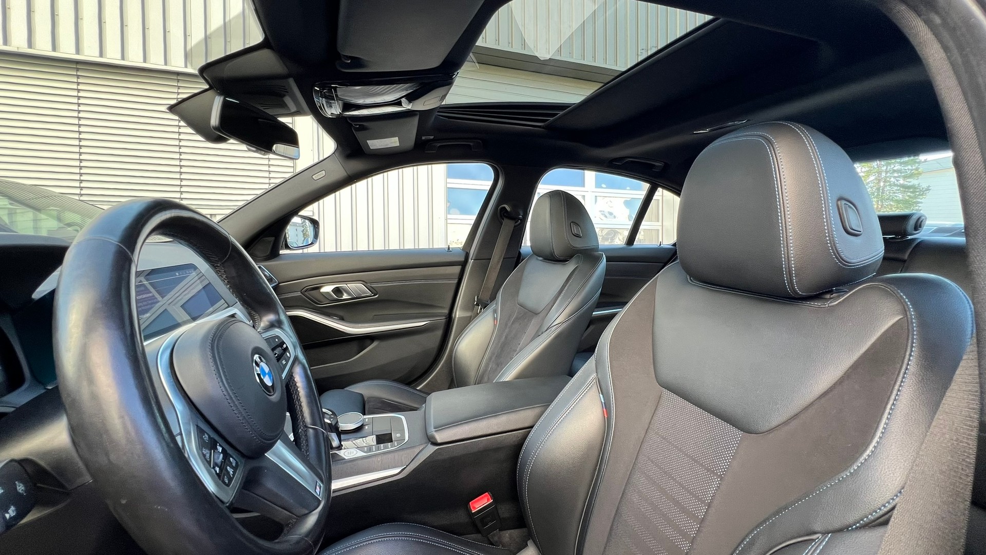 BMW M340d xDRIVE 48V STEPTRONIC M SPORT BLACK l 340 PS-image-25