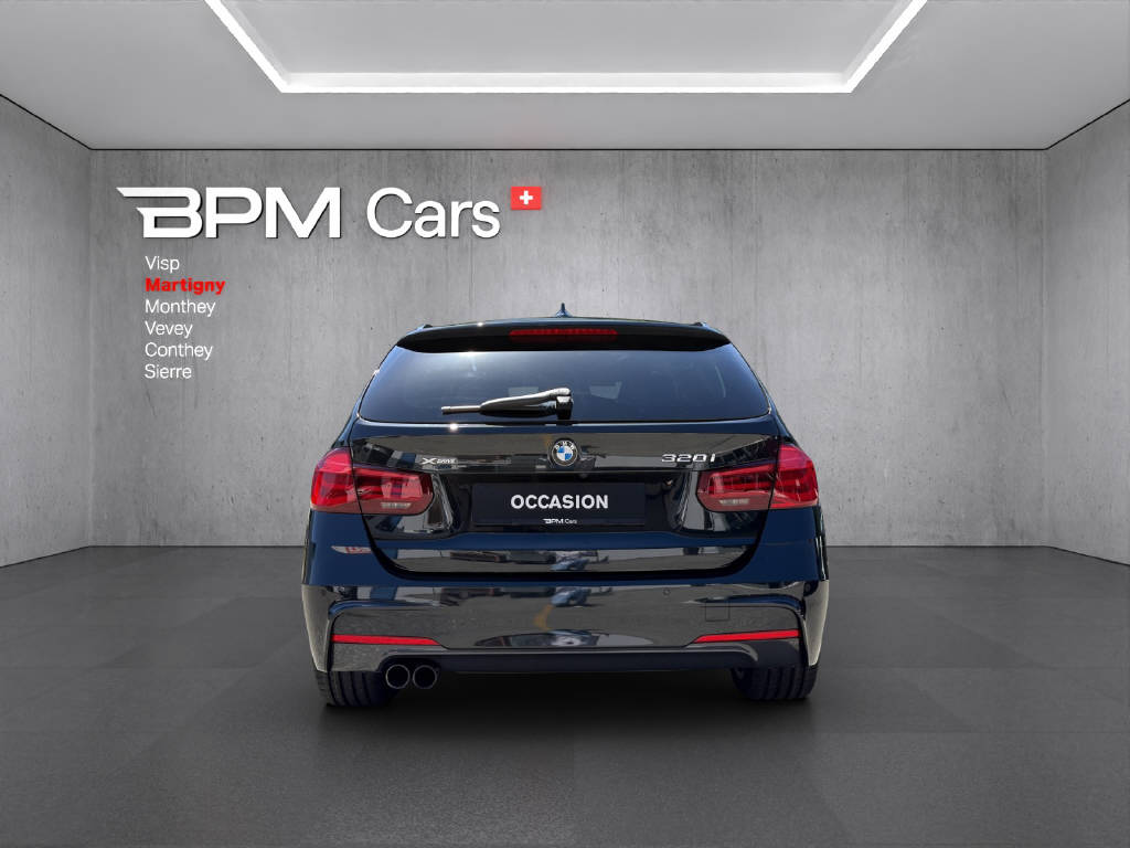 BMW 320i Essential Ed. xDrive SAG Tourin-showroom-element-2