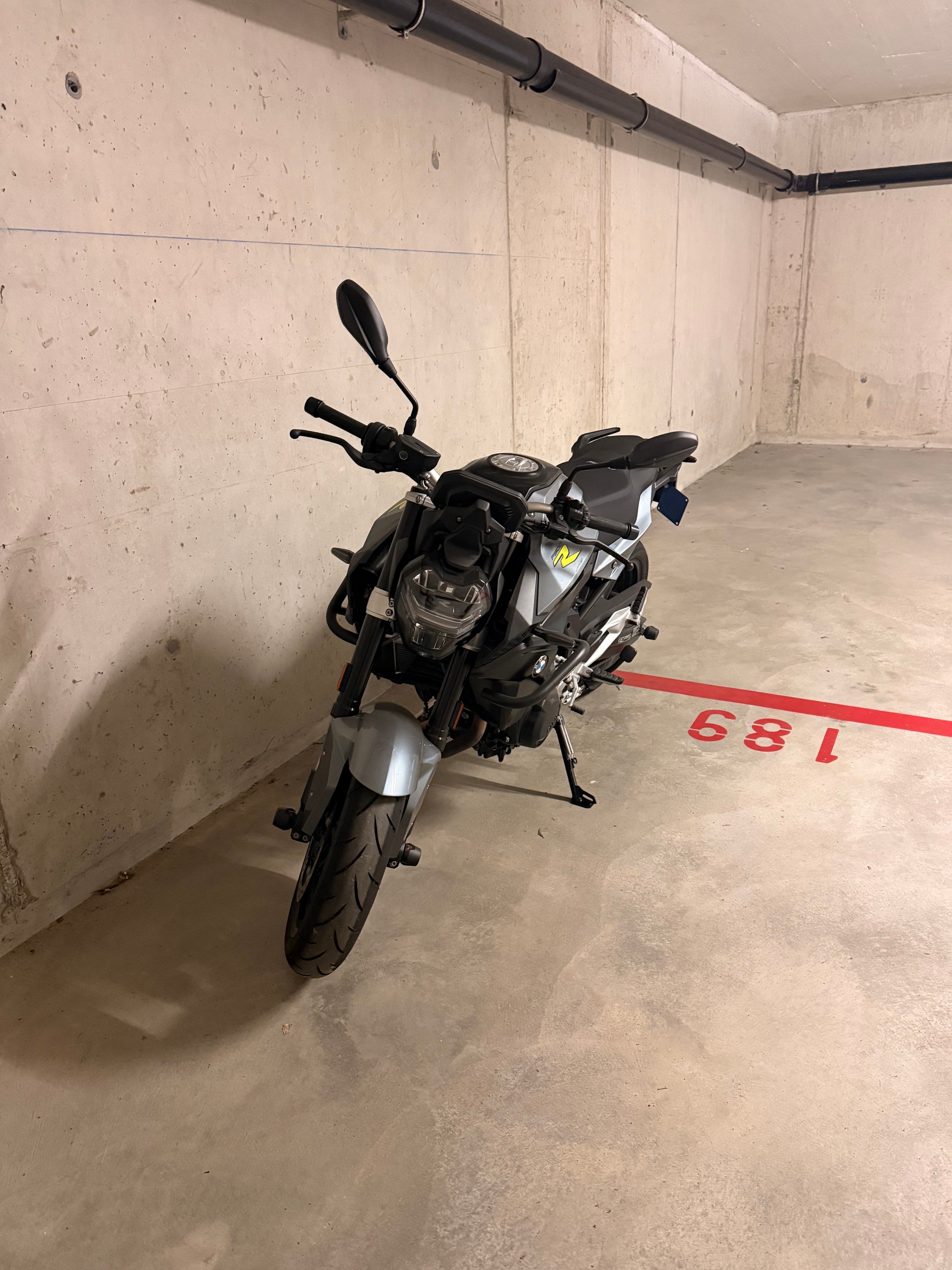 BMW F 900 R A2 (35kW) ABS-image-1