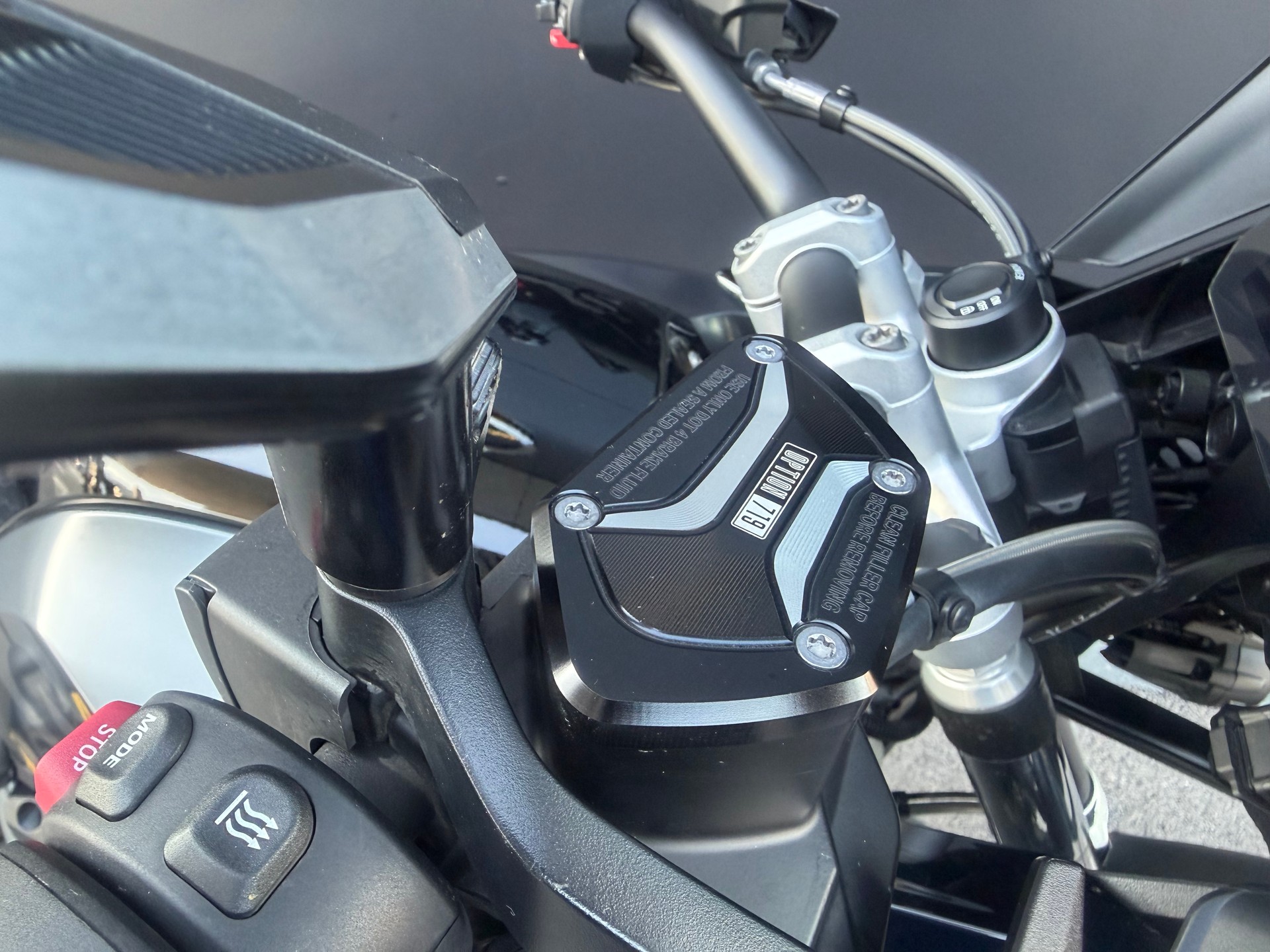 BMW BMW R 1250 GS-image-11