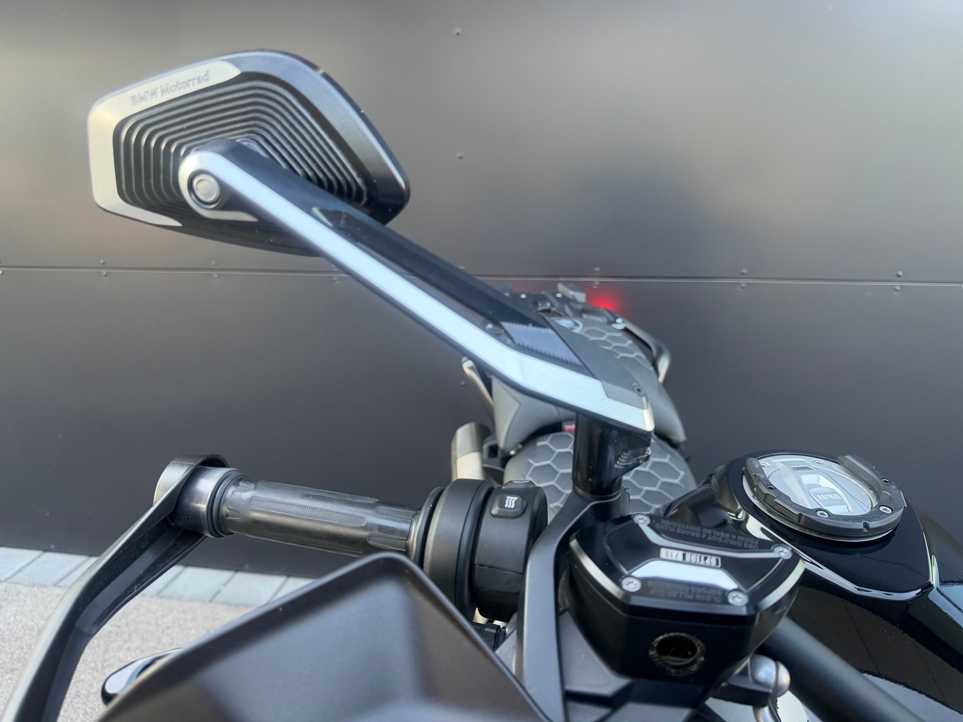 BMW BMW R 1250 GS-image-13