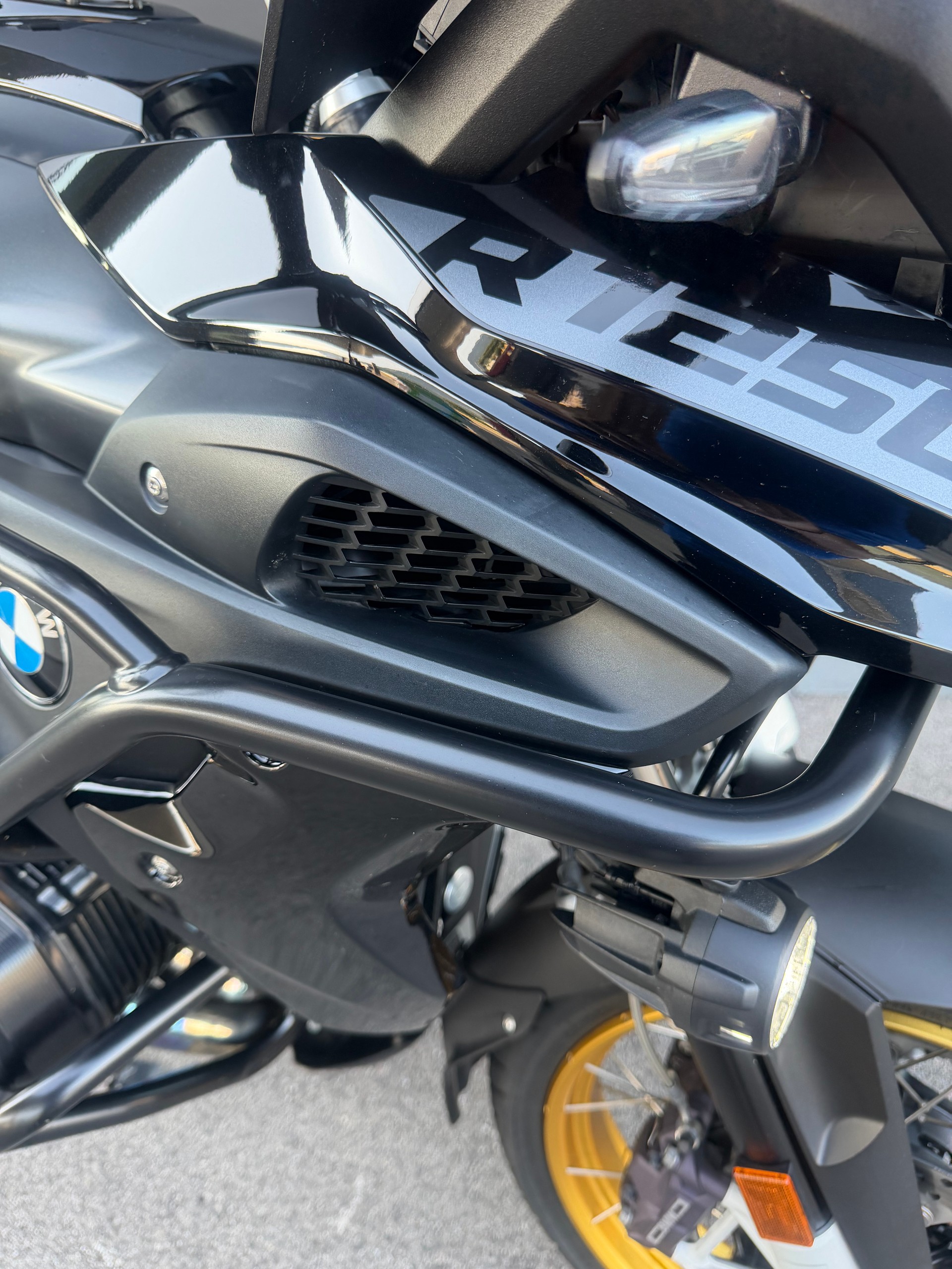BMW BMW R 1250 GS-image-10