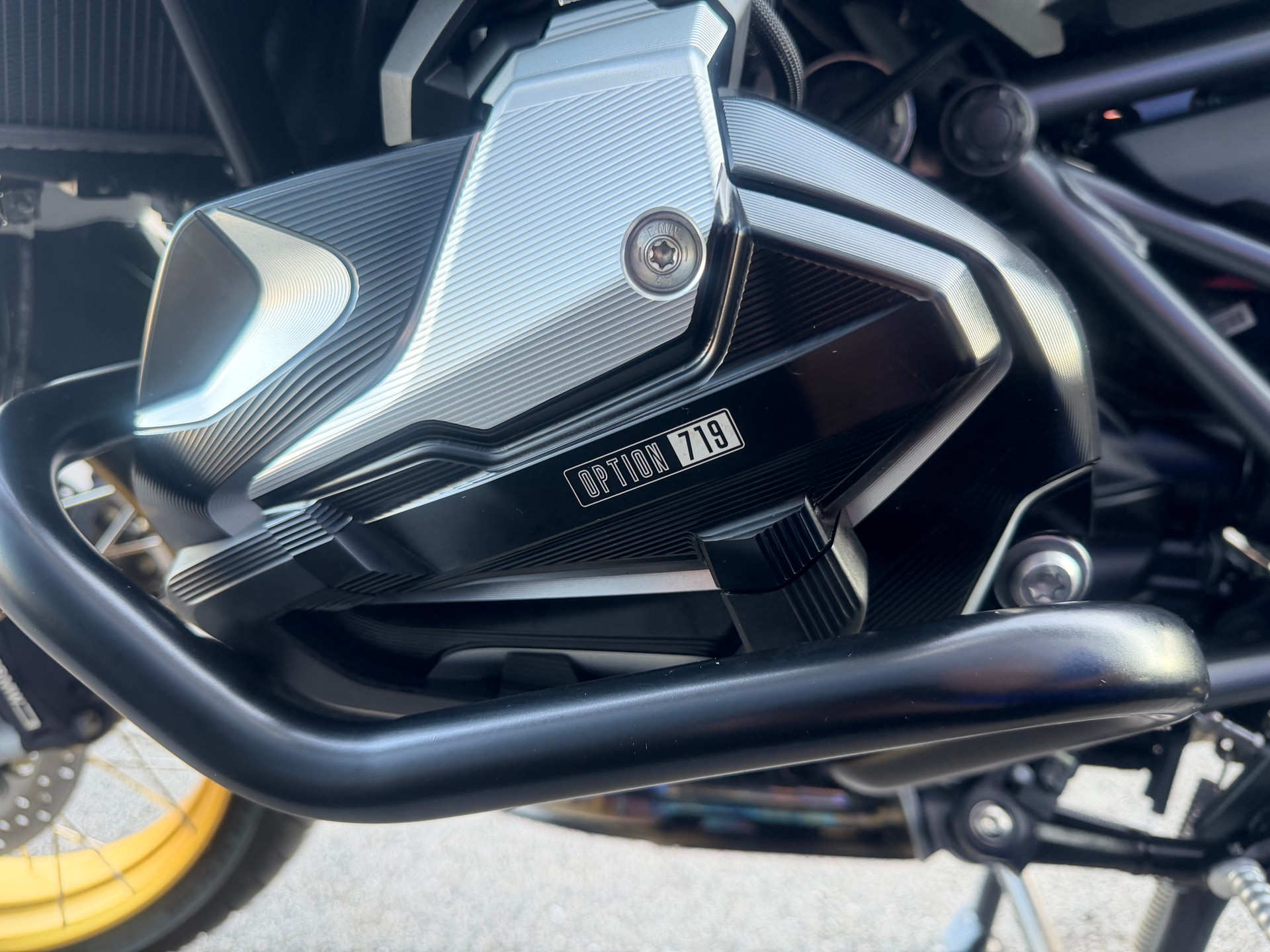 BMW BMW R 1250 GS-image-2