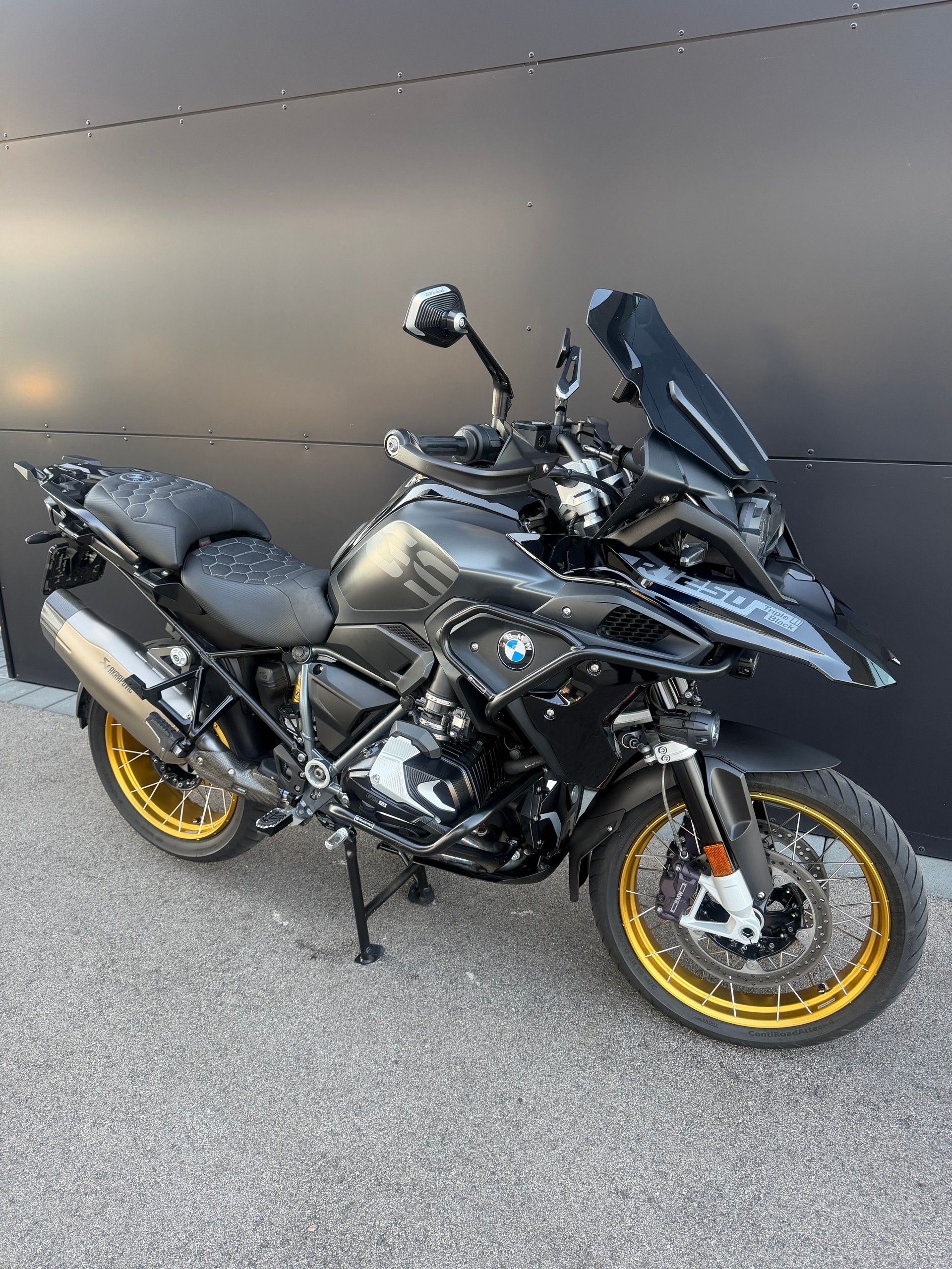 BMW BMW R 1250 GS-image-0