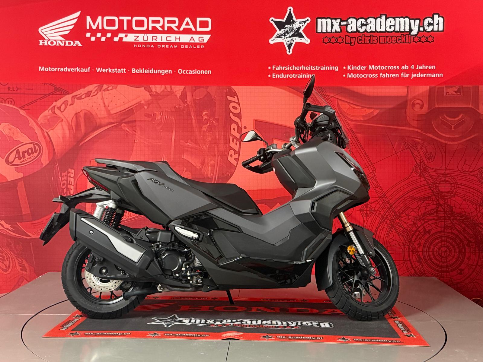 HONDA **Honda ADV 350**Grau**Occasionsfahrzeug**-image-0