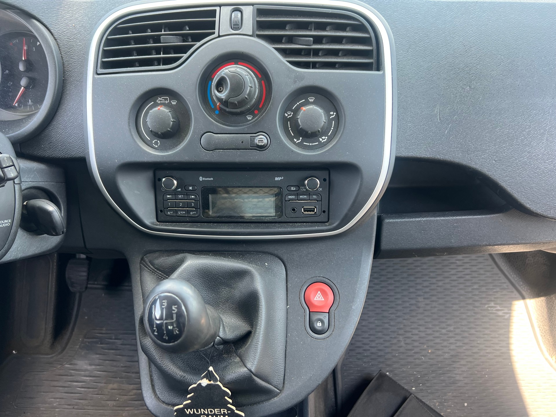 RENAULT Kangoo Maxi dCi 90 Business 2 Plätze / 2 places-image-10