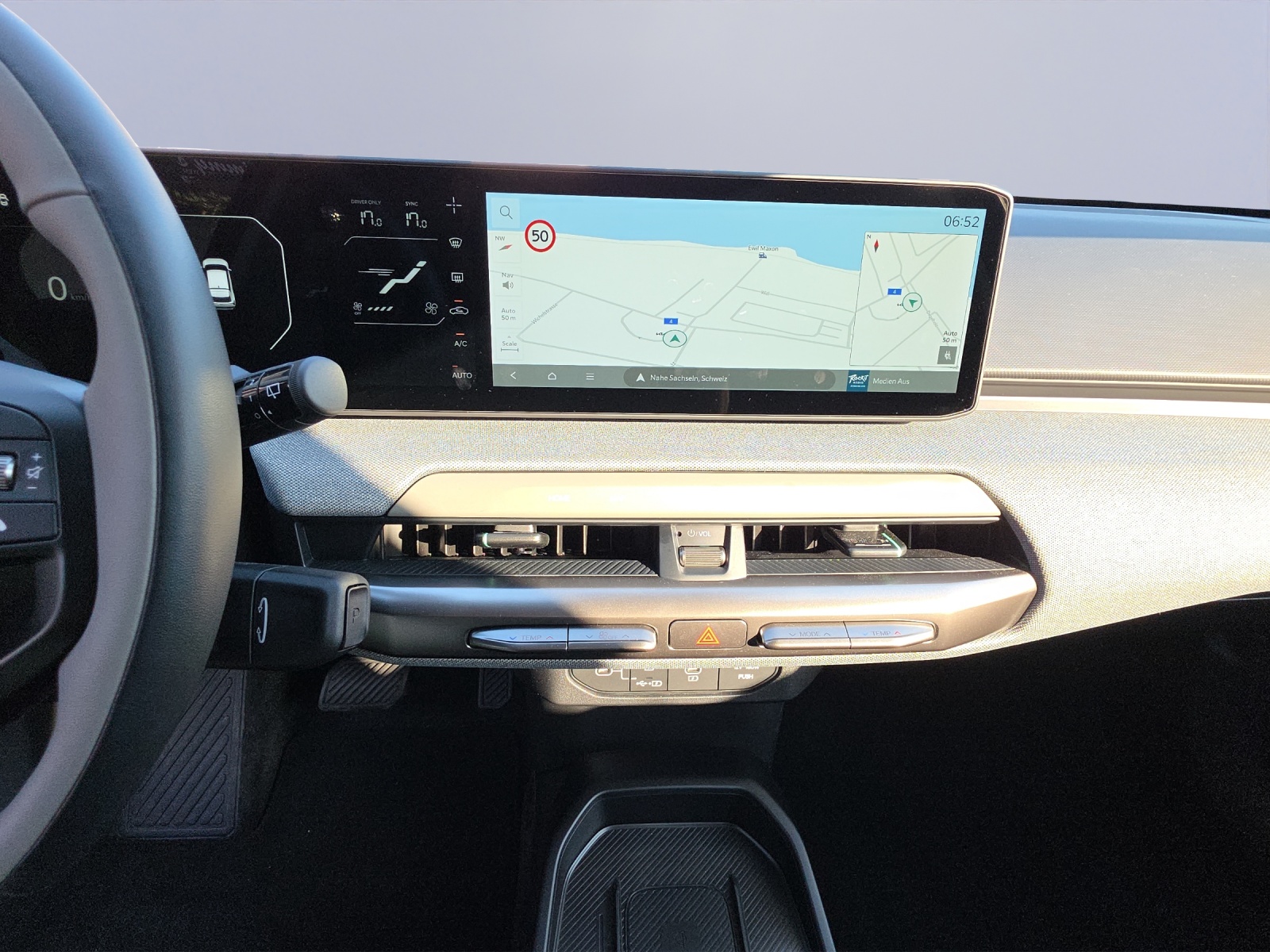 KIA EV4 81 kWh Earth+-image-14