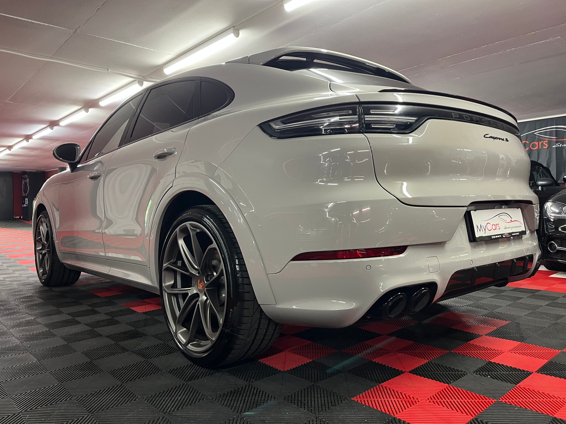 PORSCHE Cayenne S Coupé-image-8