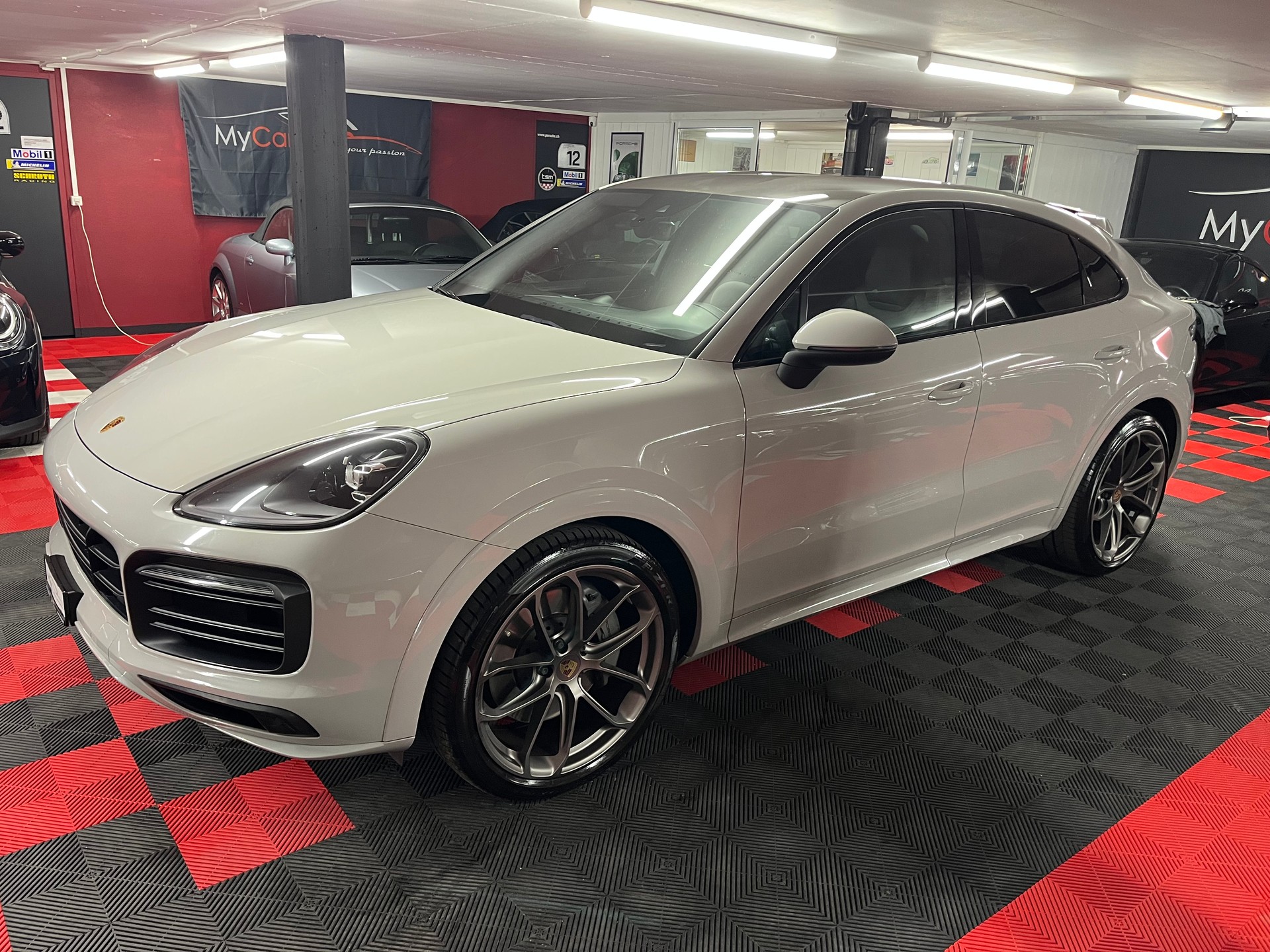PORSCHE Cayenne S Coupé-image-10