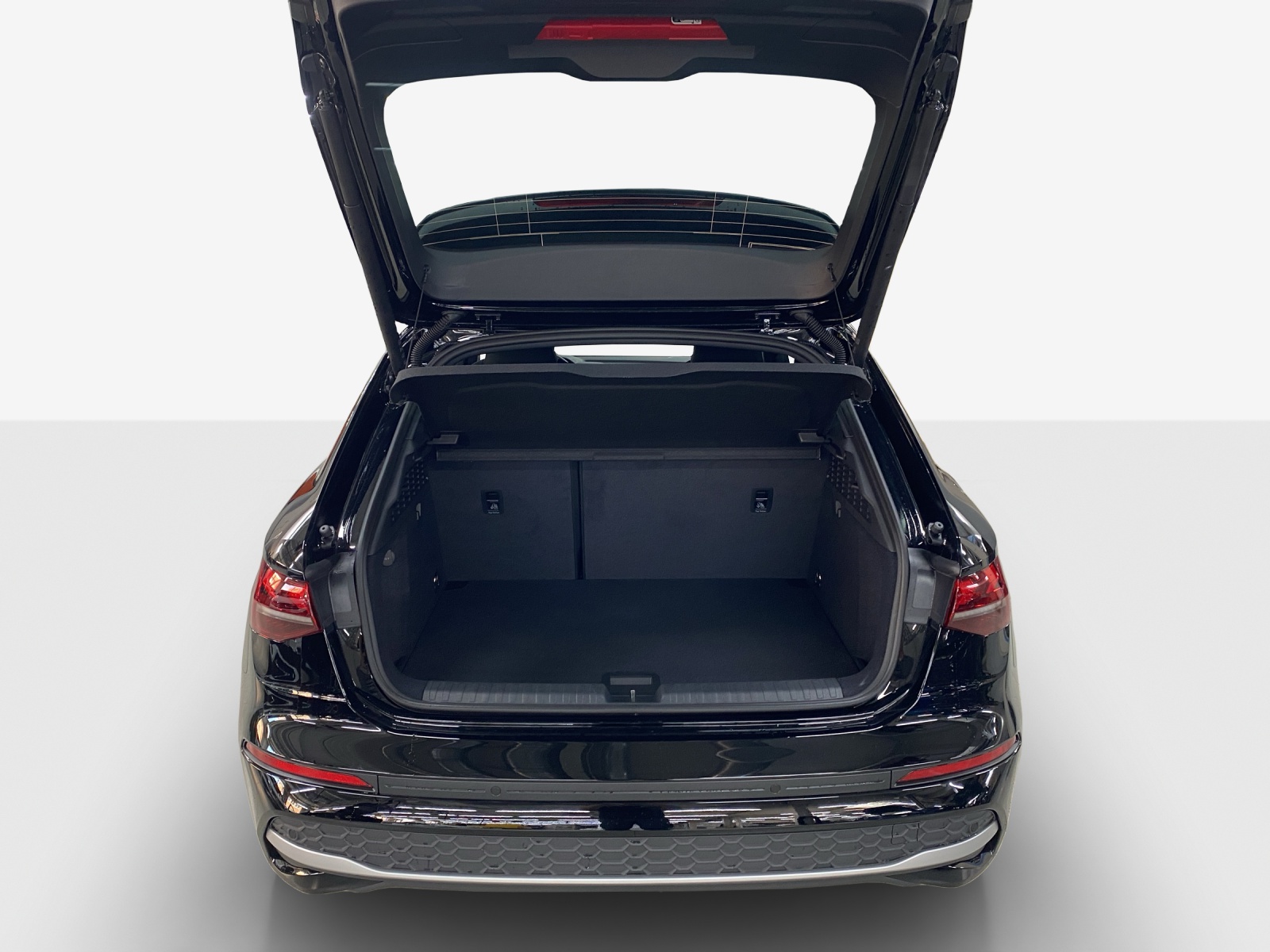 AUDI A3 Sportback TFSI 110 kW Attraction S tronic-image-12