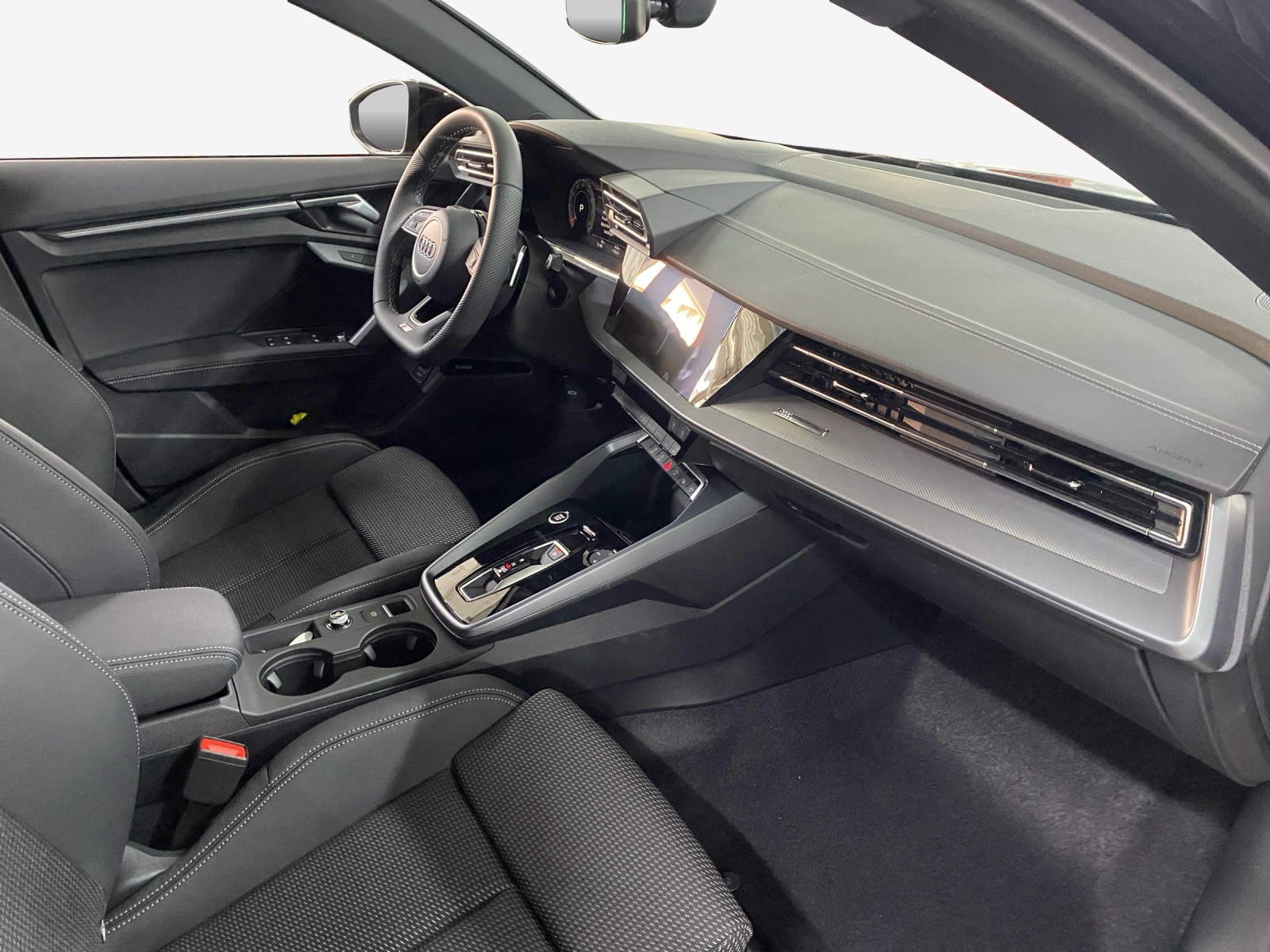 AUDI A3 Sportback TFSI 110 kW Attraction S tronic-image-13