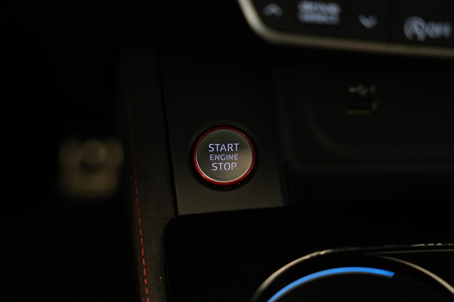 AUDI RS5 Sportback 2.9 TFSI Competition quattro tiptronic *Carbon* *DRC* *HuD* *B&O*-image-27