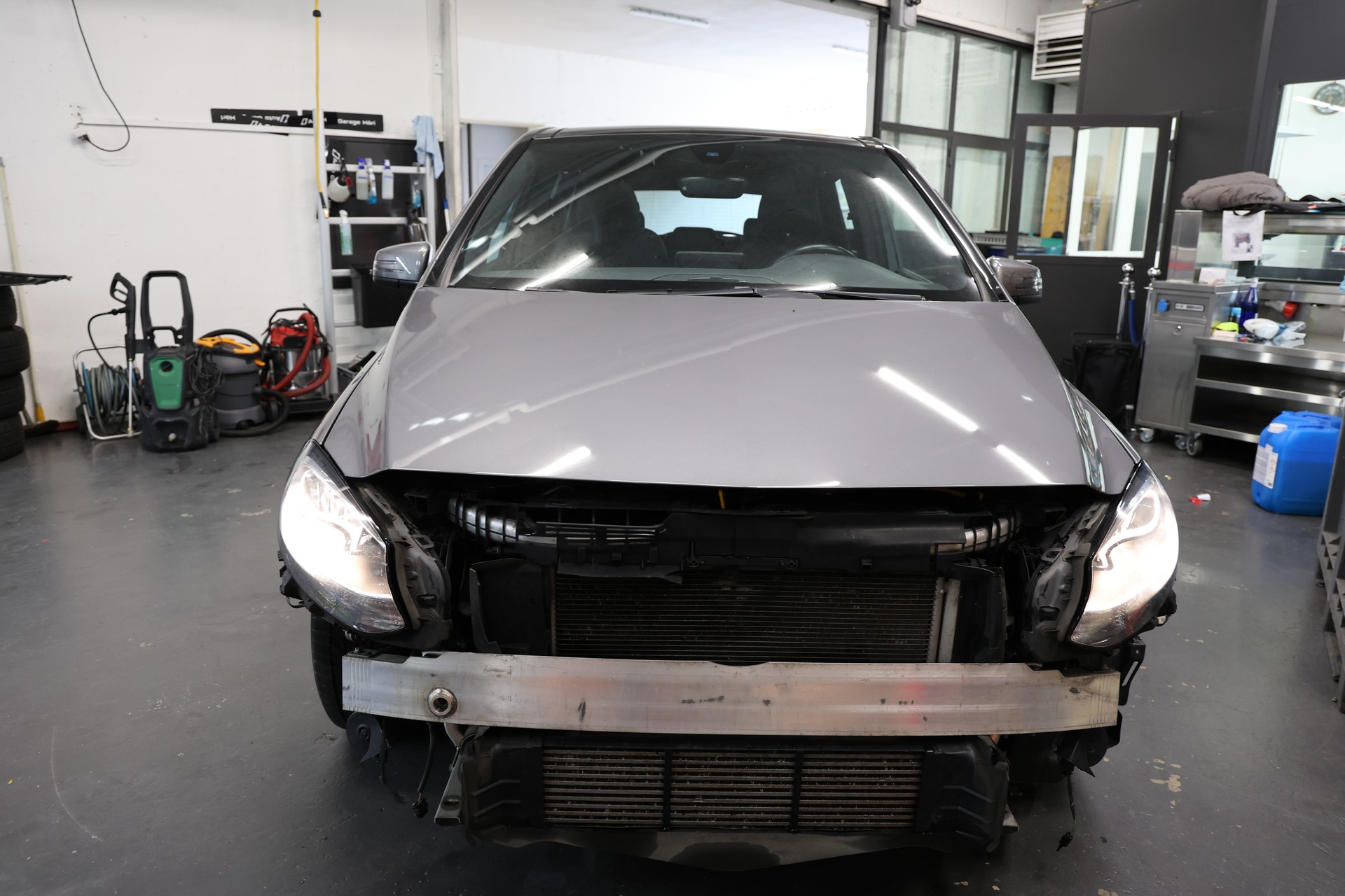 MERCEDES-BENZ B 200 CDI AMG Line 4Matic 7G-DCT-showroom-element-2