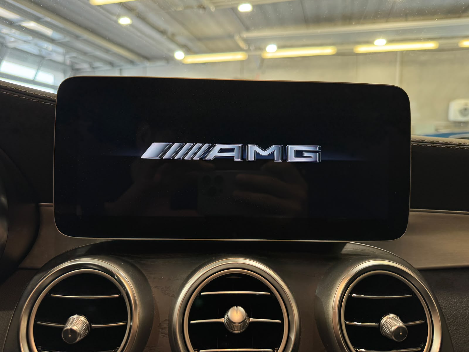 MERCEDES-BENZ C 63 AMG Speedshift-image-26
