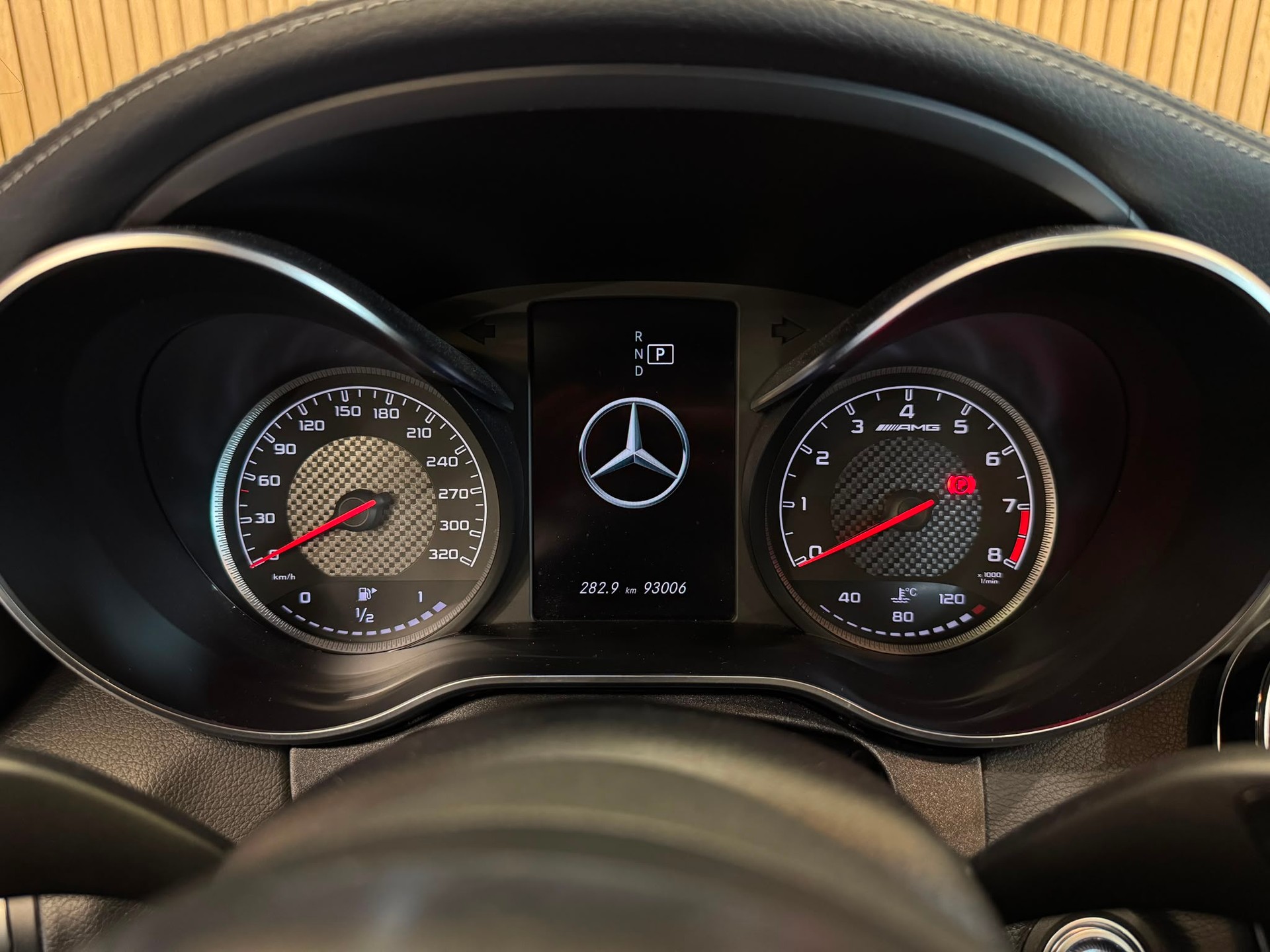 MERCEDES-BENZ C 63 AMG Speedshift-image-13
