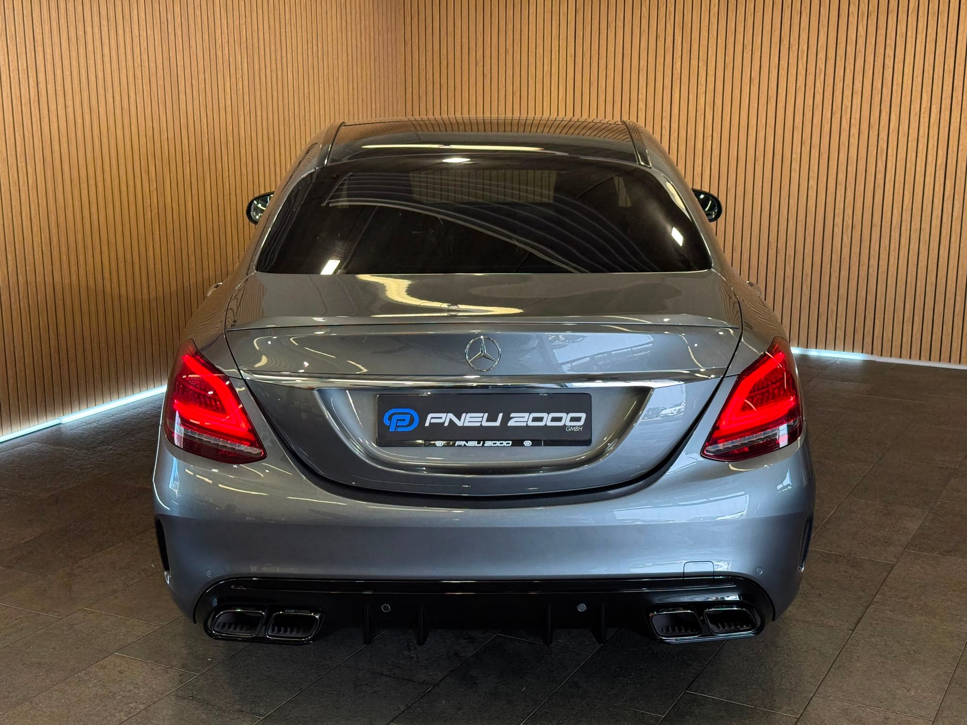 MERCEDES-BENZ C 63 AMG Speedshift-image-7