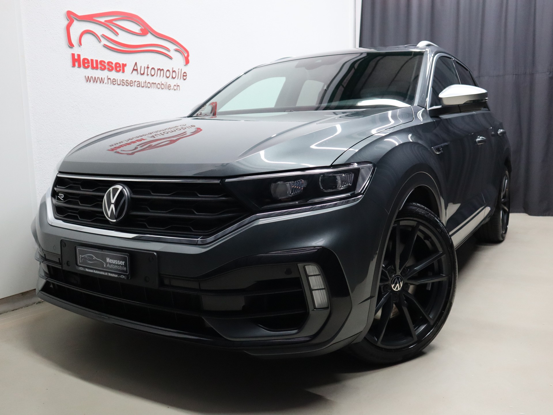 VW T-Roc 2.0 TSI R DSG 4Motion Performance - Panorama - Navi - AKRAPOVIC - Sportsitze - Beats - Kamera - 301 PS