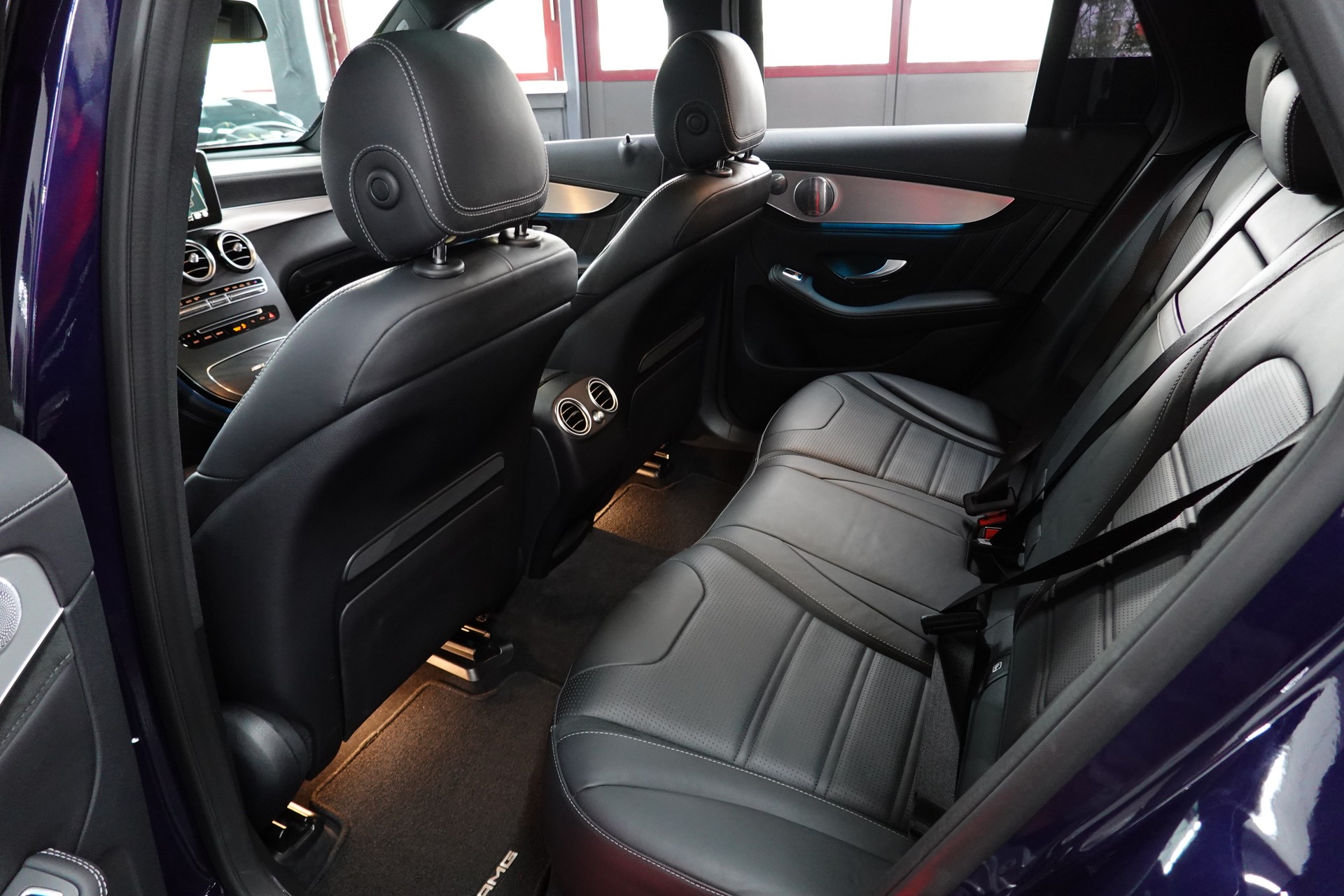 MERCEDES-BENZ GLC 63 S AMG 4Matic+ 9G-TRONIC CH-FZ FULL ON TOP BLAU MET.-image-33