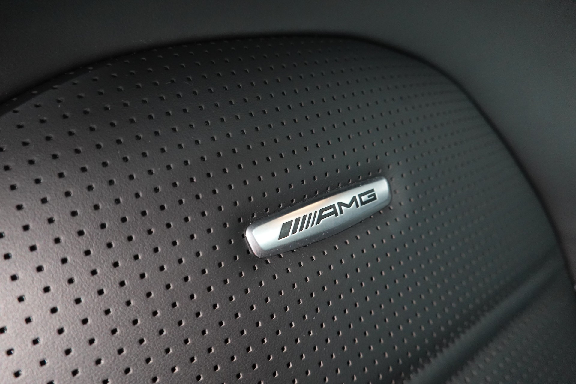 MERCEDES-BENZ GLC 63 S AMG 4Matic+ 9G-TRONIC CH-FZ FULL ON TOP BLAU MET.-image-46