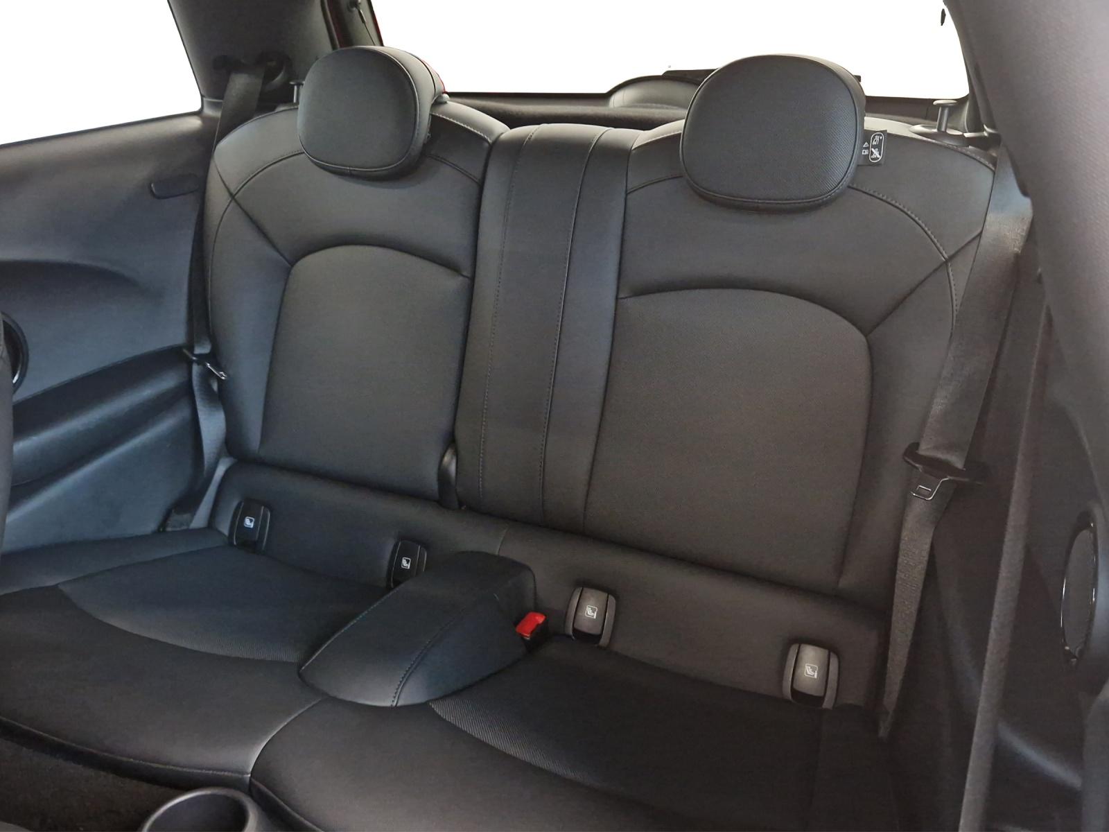 MINI Cooper SE F56-image-23