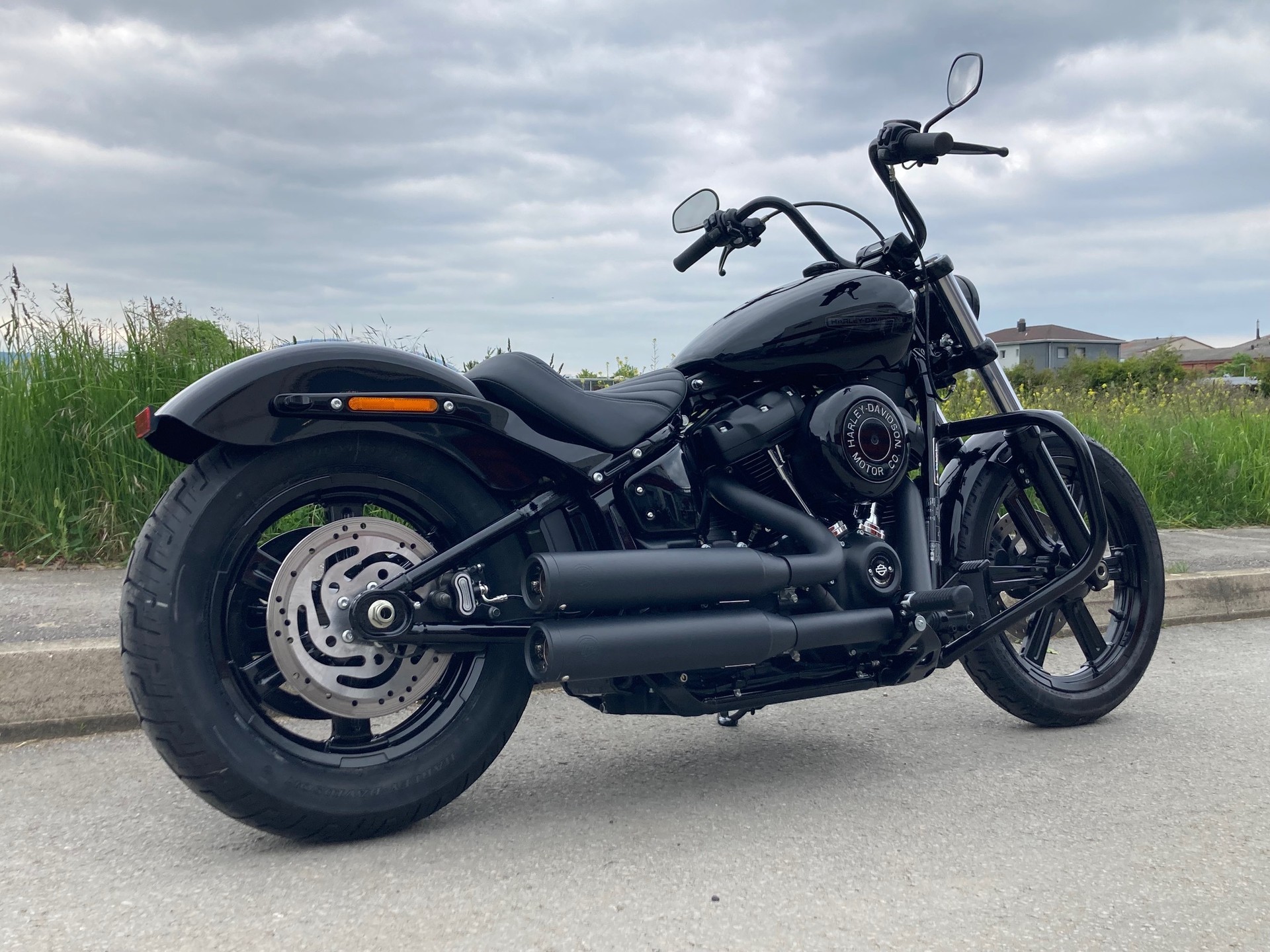 HARLEY-DAVIDSON FXLRST Low Rider ST 117-image-1