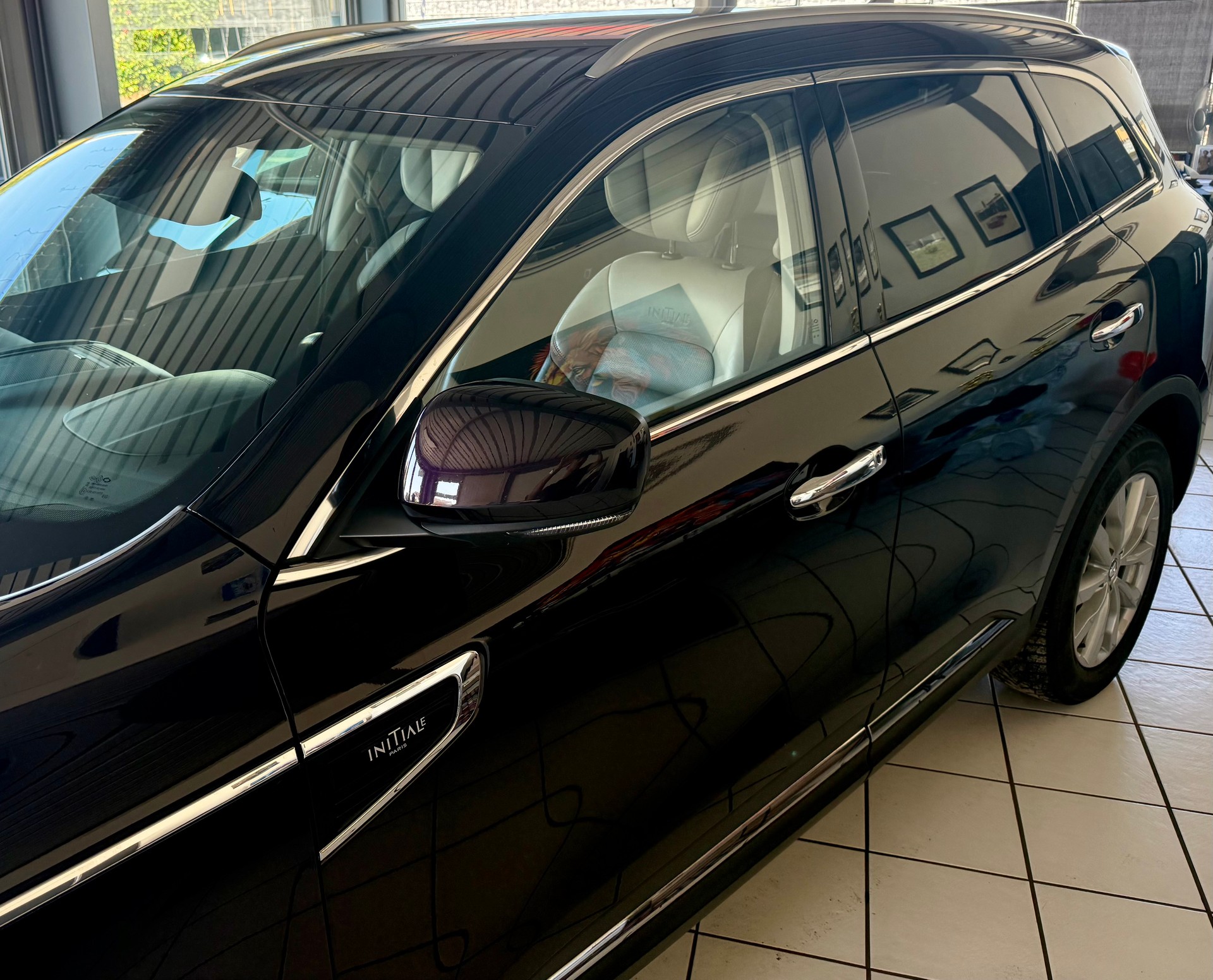 RENAULT Koleos 2.0 dCi Initiale Paris 4x4 Xtronic CVT-showroom-element-3