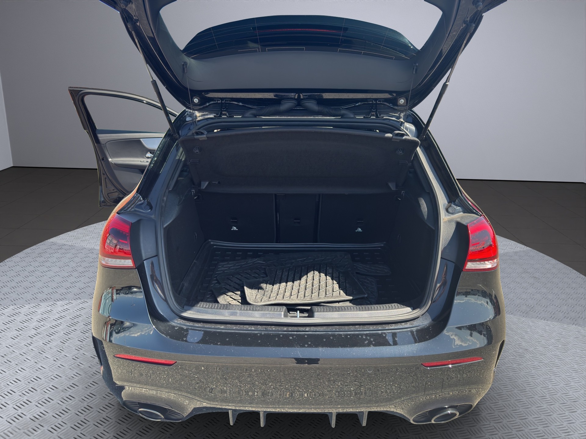 MERCEDES-BENZ Mercedes Classe A35 AMG 4matic-image-17