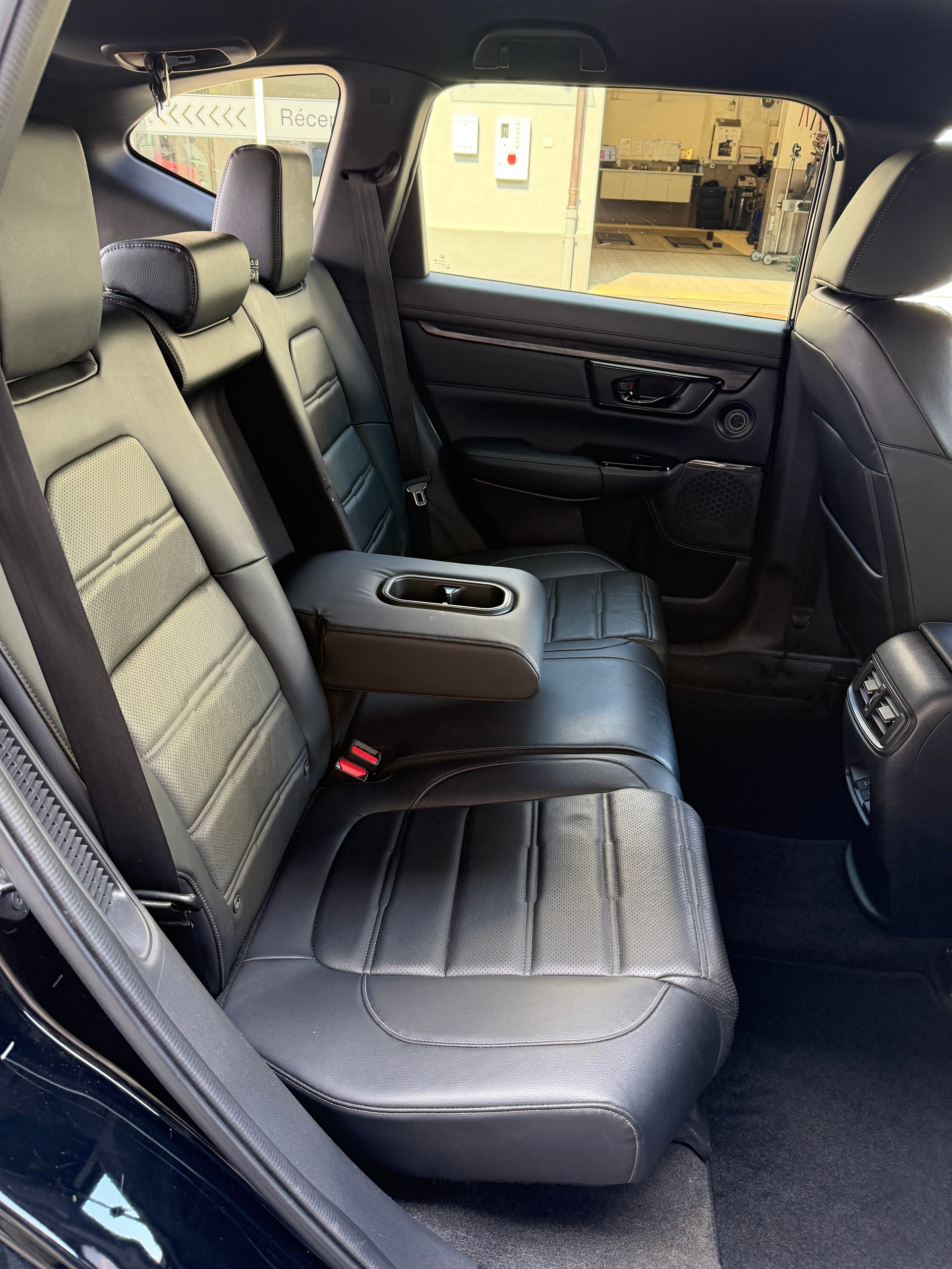 HONDA CR-V 2.0i MMD Hybrid Sport Line 4WD Automatic-image-10
