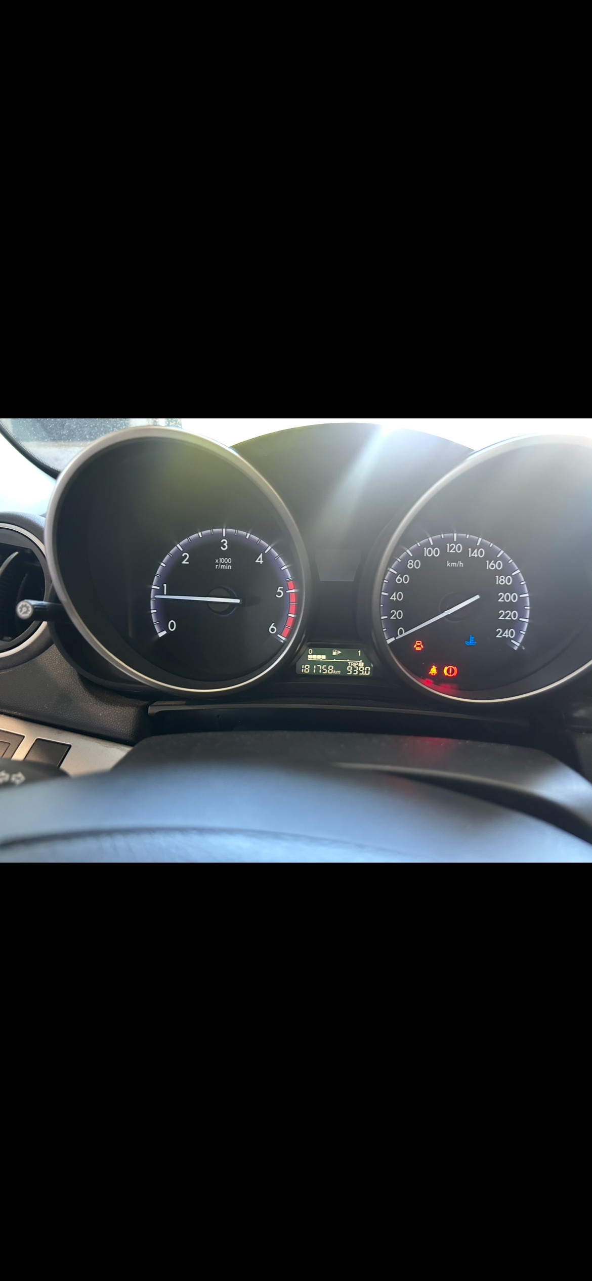 MAZDA 3 1.6 16V CD Exclusive frisch MFK-image-14