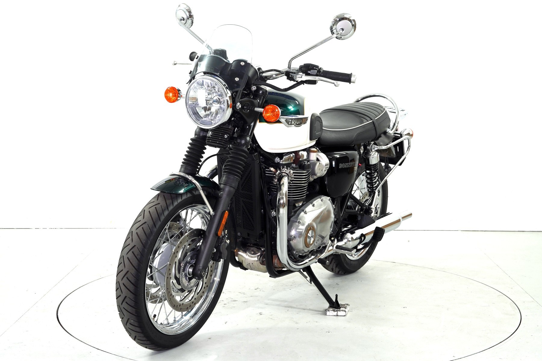 TRIUMPH Bonneville T120 ABS-image-2