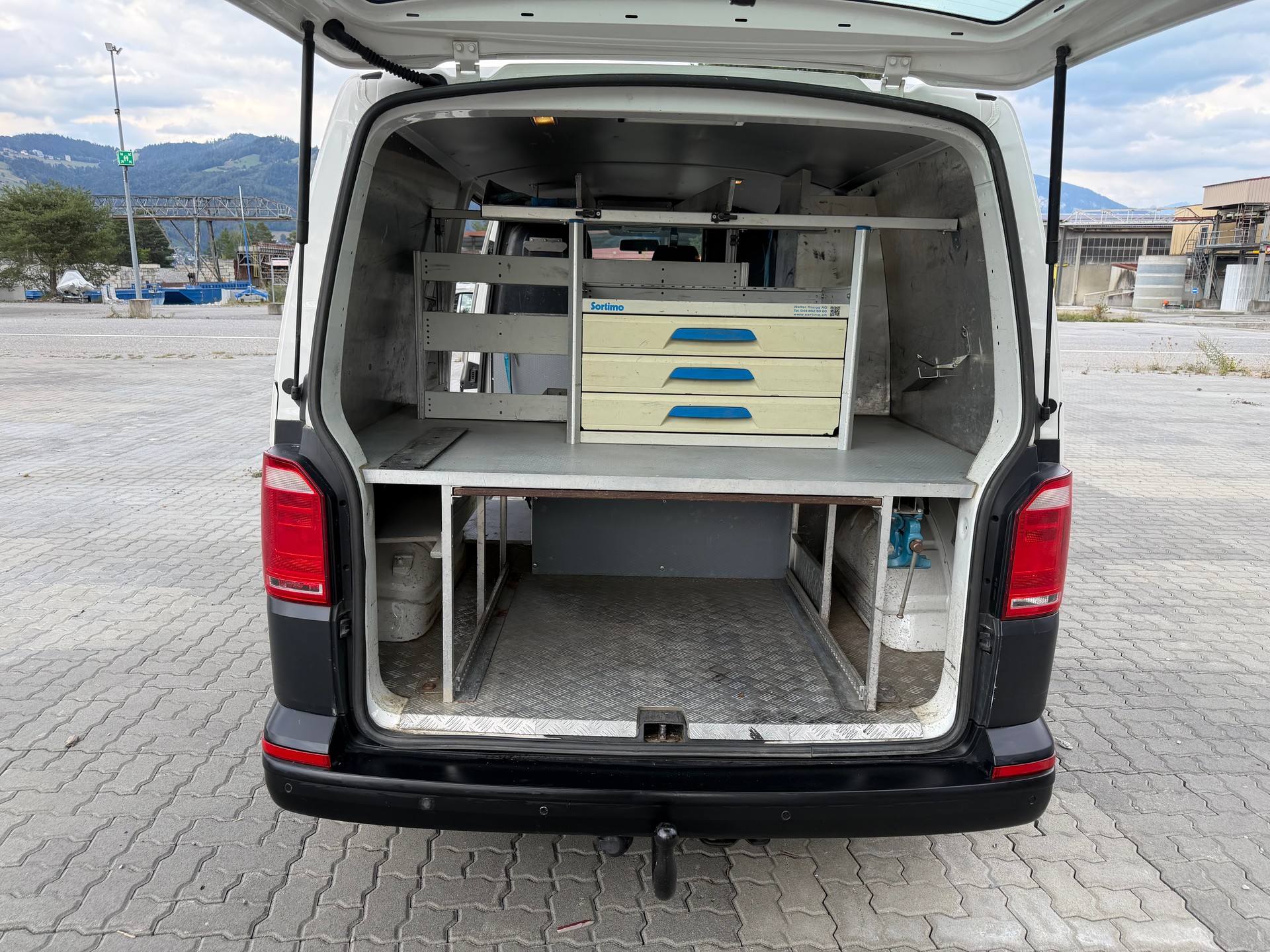 VW T6-image-12