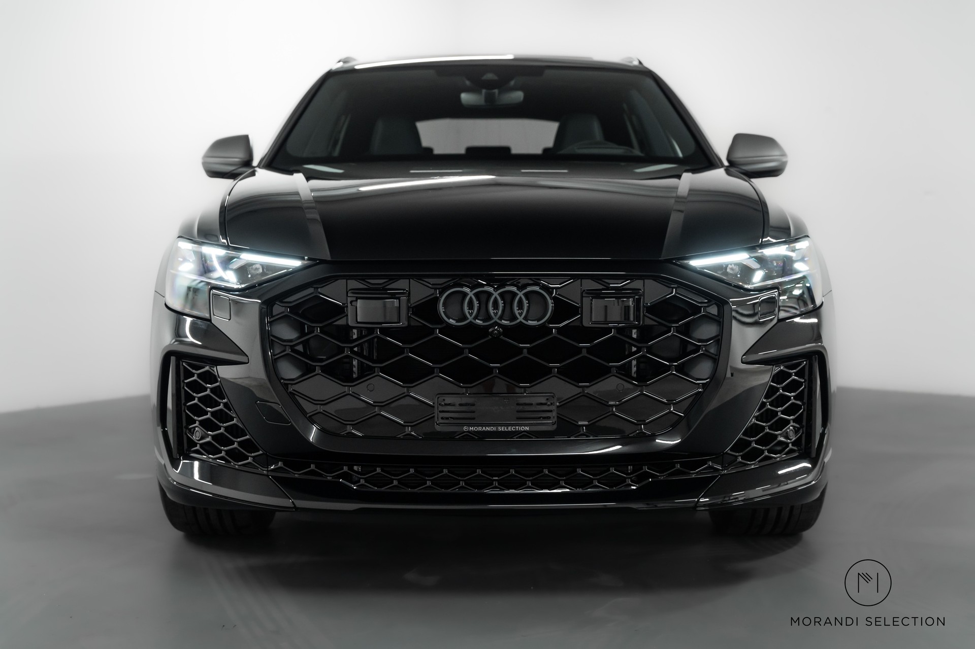 AUDI RS Q8 SUV 4.0 V8 TFSI performance quattro T-Tronic-image-7