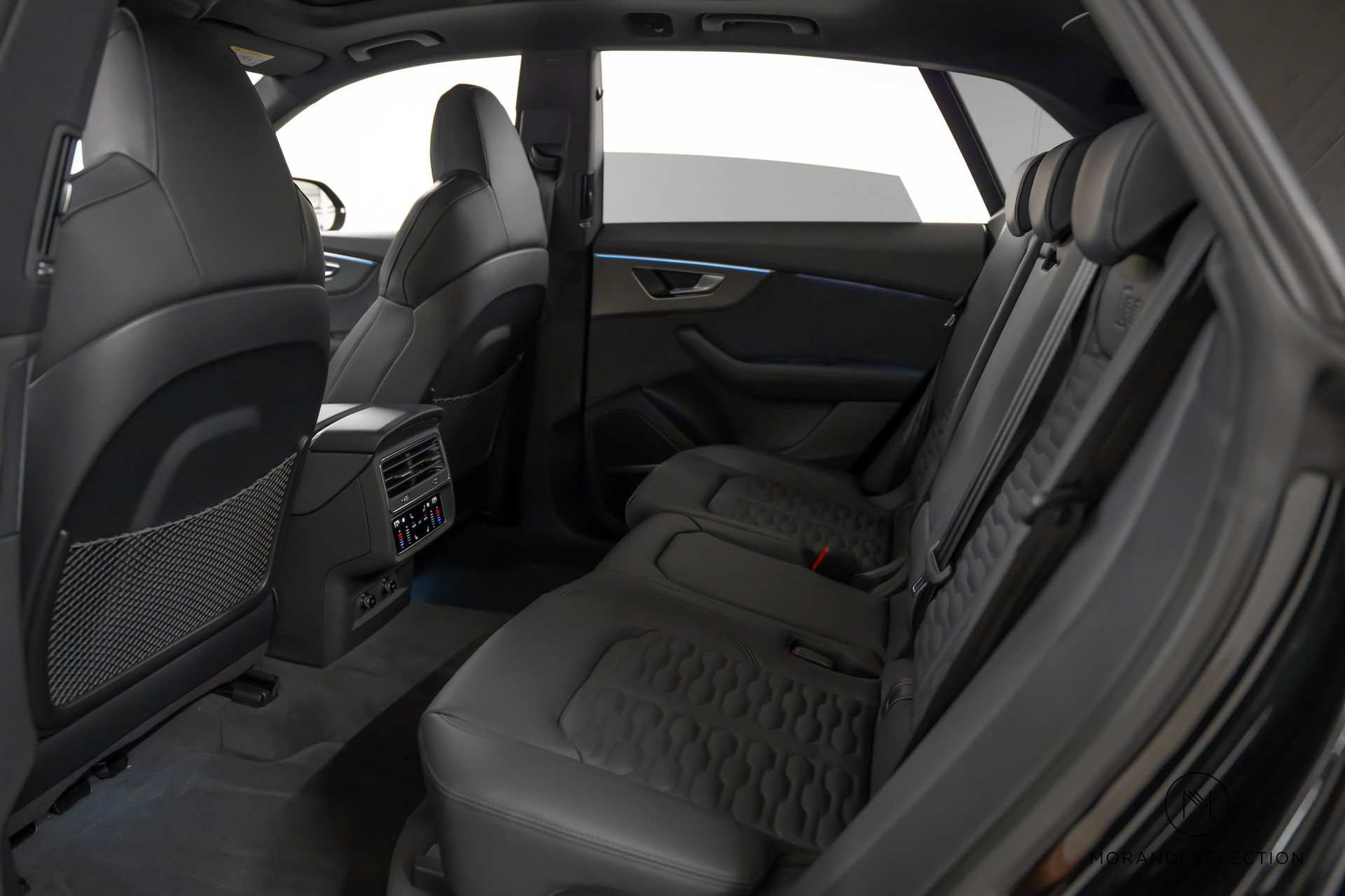 AUDI RS Q8 SUV 4.0 V8 TFSI performance quattro T-Tronic-image-20