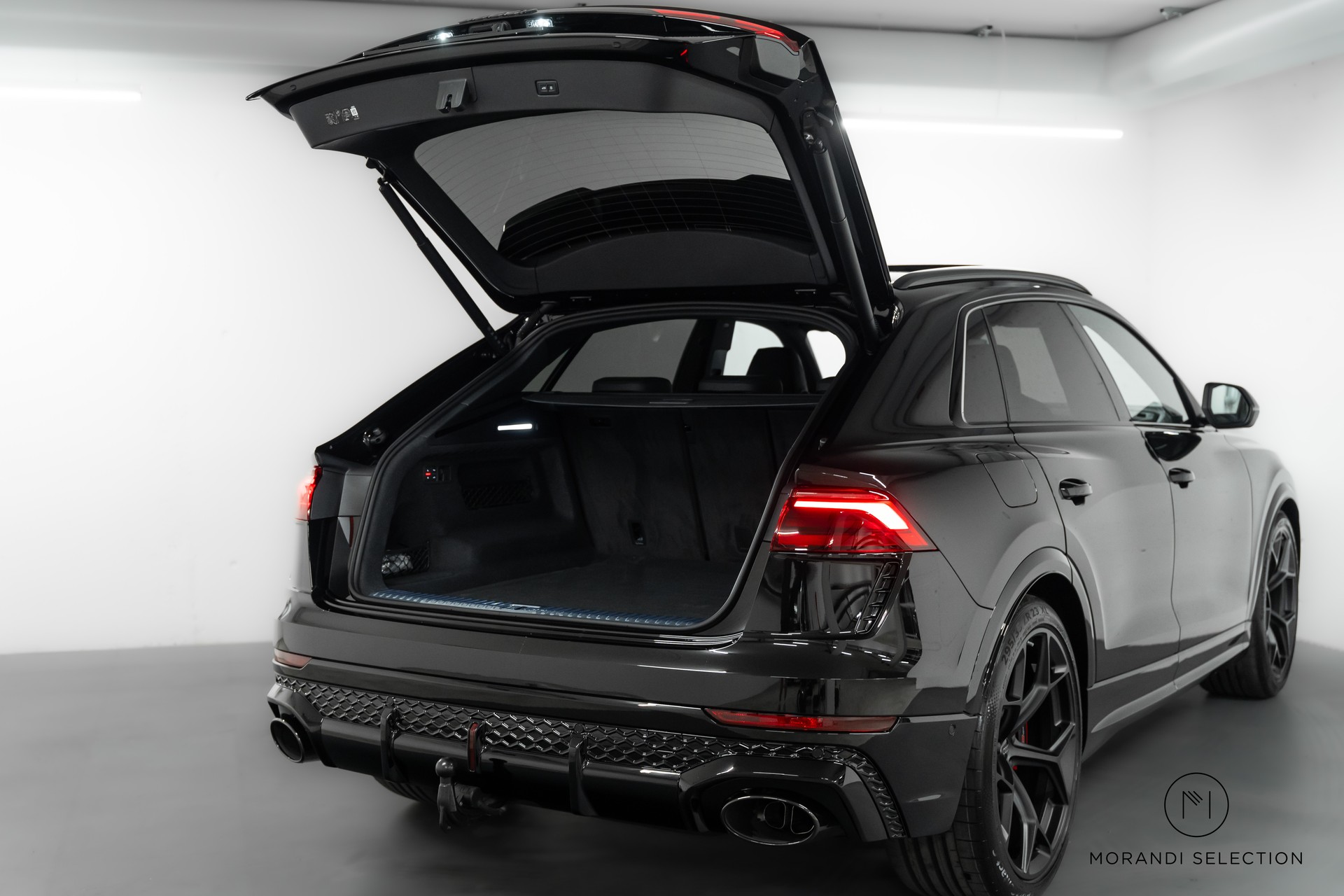 AUDI RS Q8 SUV 4.0 V8 TFSI performance quattro T-Tronic-image-9