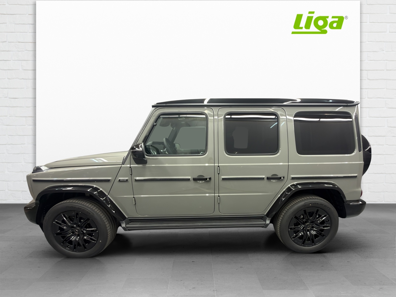 MERCEDES-BENZ G 450d-showroom-element-2