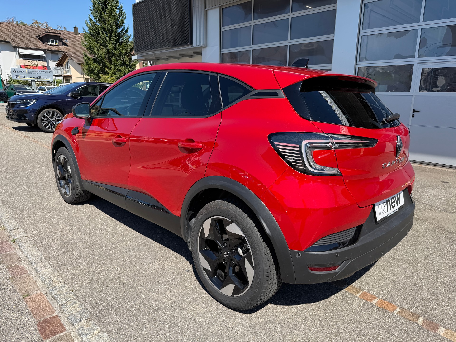 RENAULT Captur 1.3 TCe 140 techno-showroom-element-1
