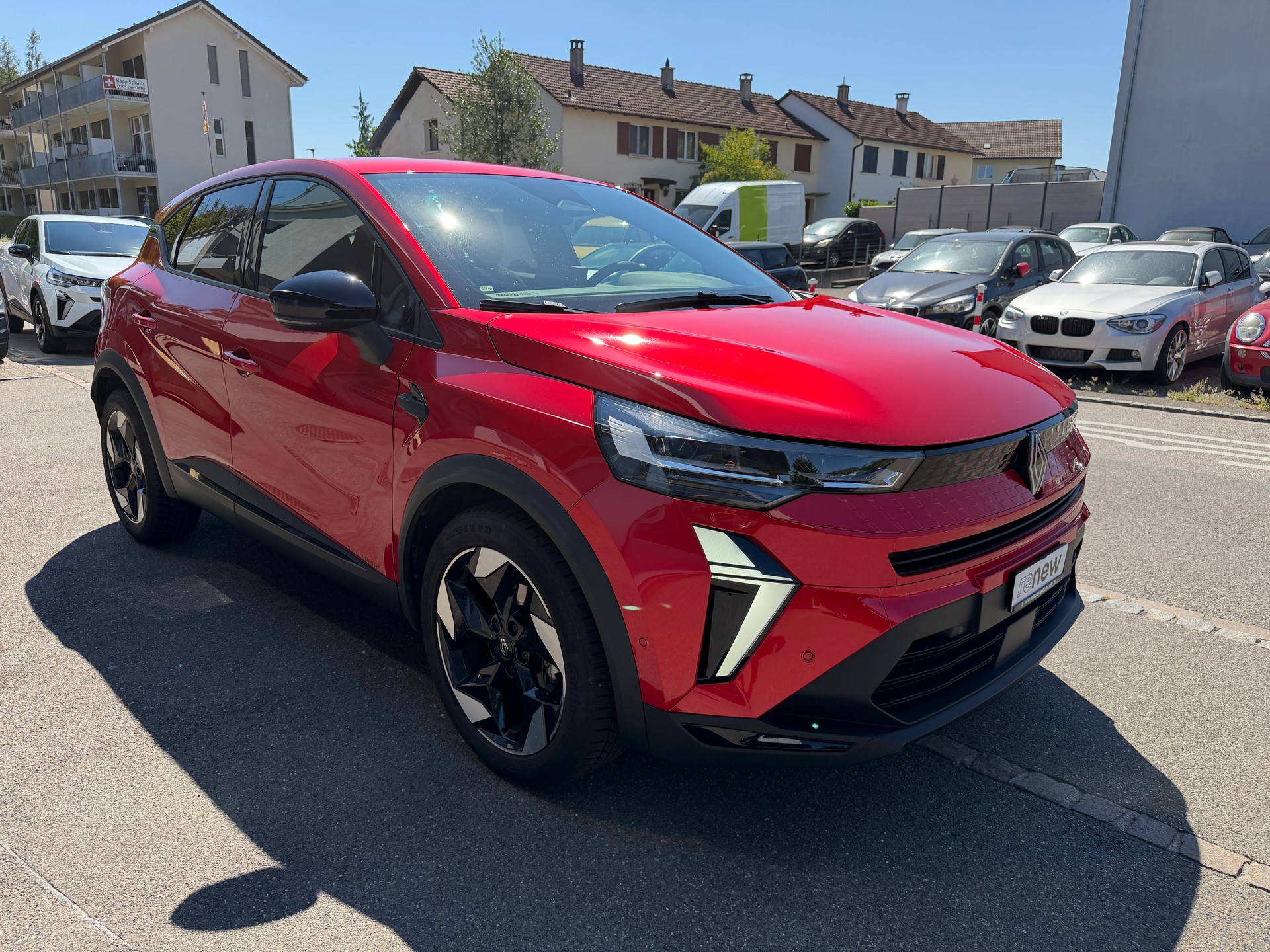 RENAULT Captur 1.3 TCe 140 techno-showroom-element-2