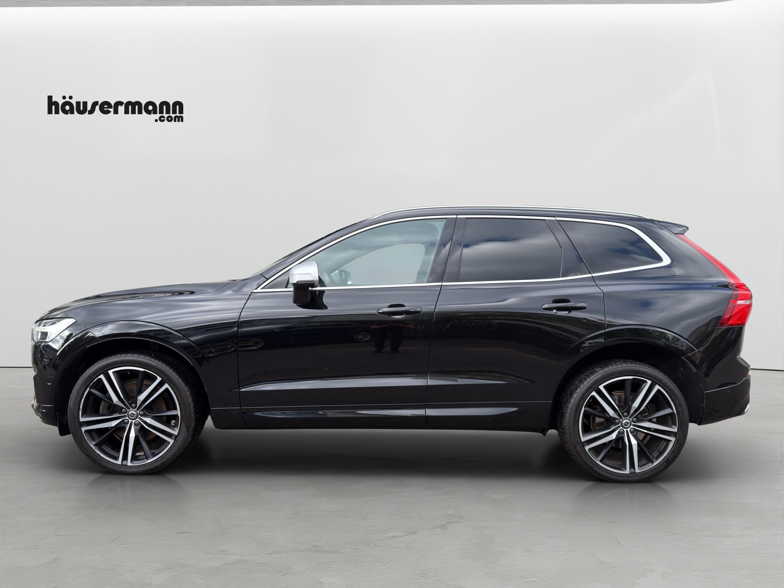 VOLVO XC60 2.0 T6 R-Design AWD-showroom-element-2