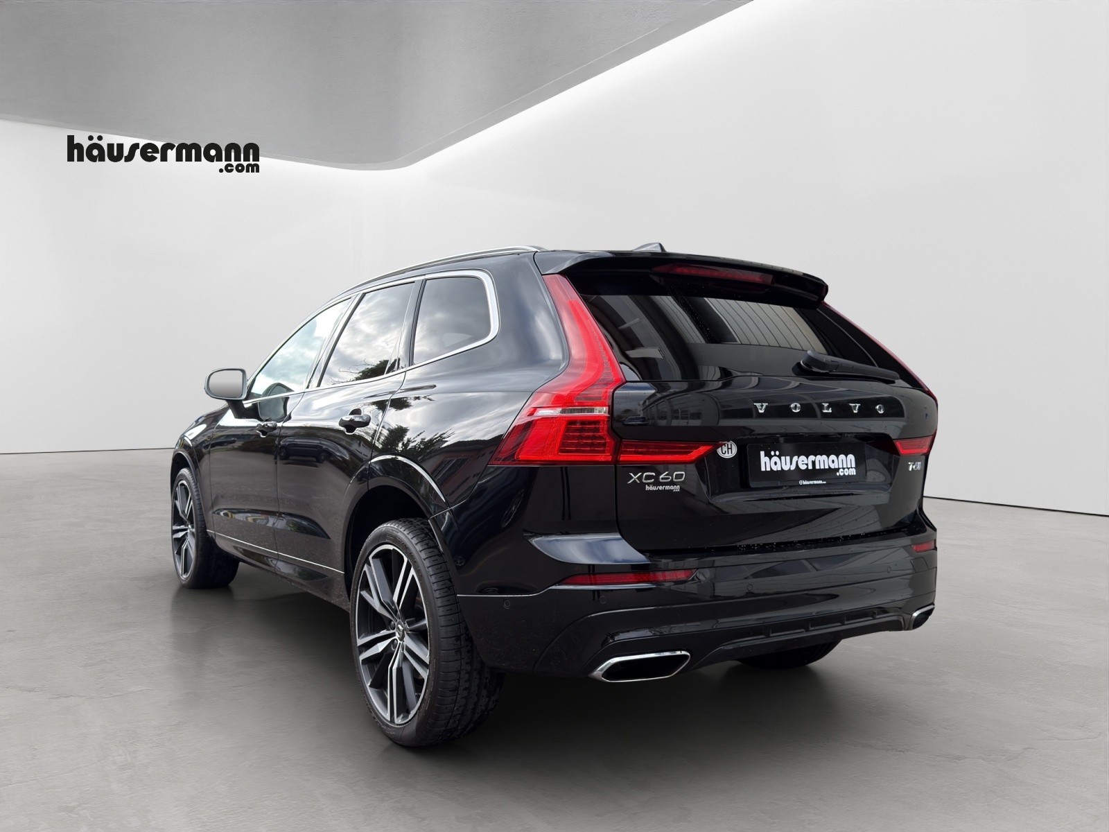VOLVO XC60 2.0 T6 R-Design AWD-showroom-element-3