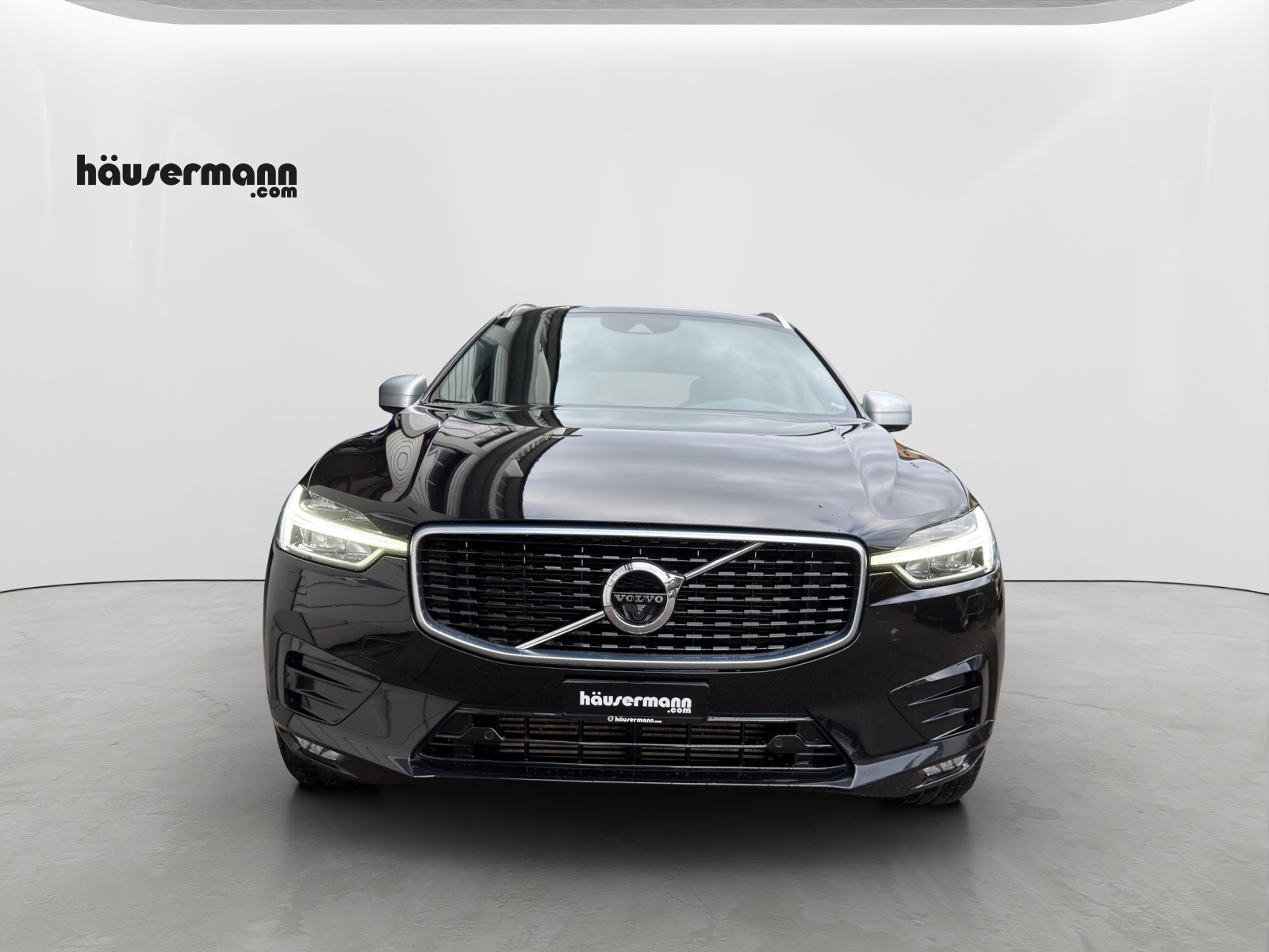 VOLVO XC60 2.0 T6 R-Design AWD-showroom-element-1