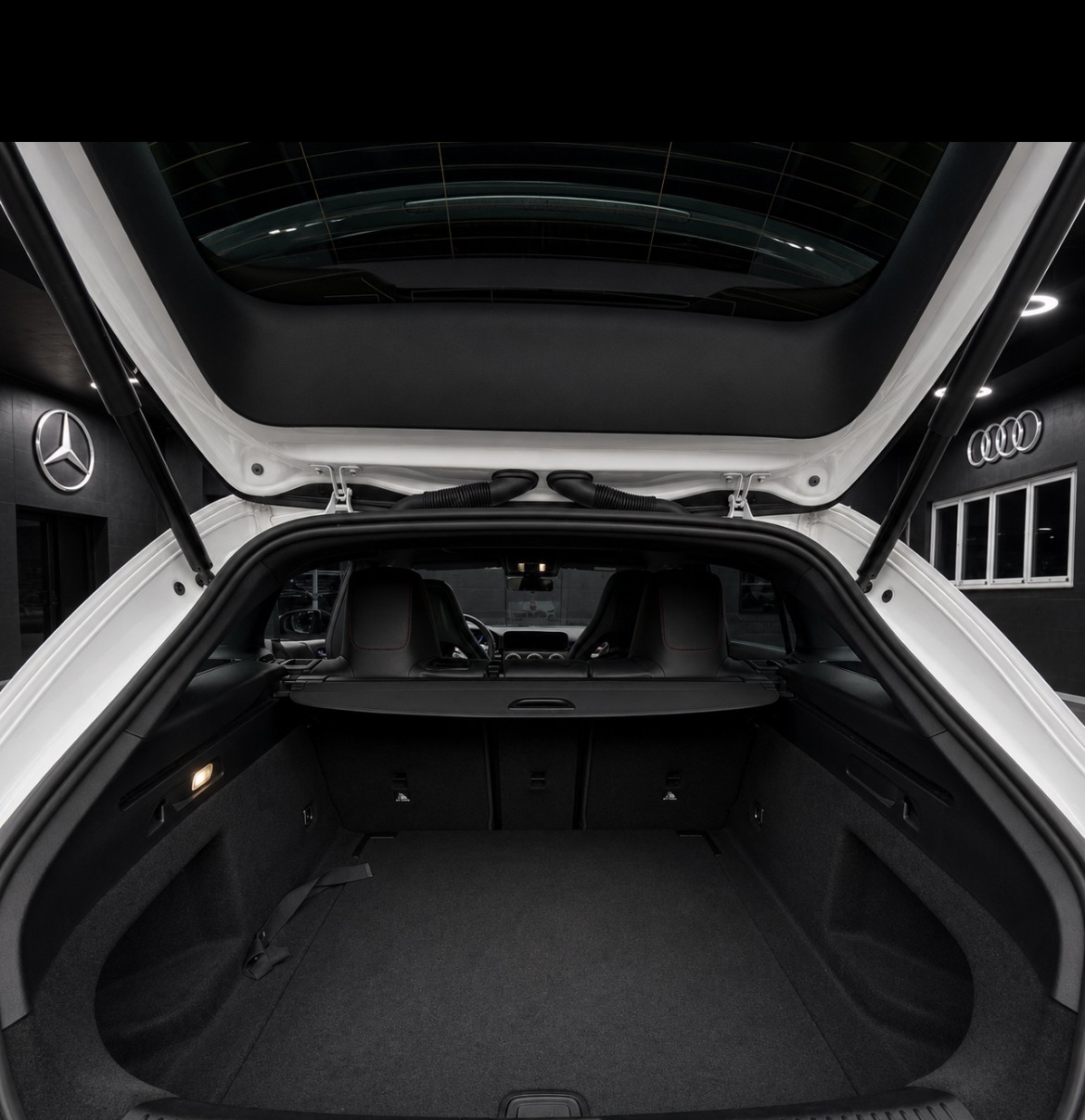 MERCEDES-BENZ CLA Shooting Brake 45 S AMG 4Matic+ 8G-DCT-image-9