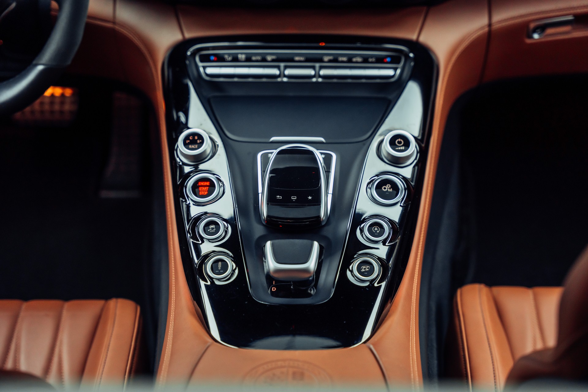 MERCEDES-BENZ AMG GT S Speedshift DCT-image-15